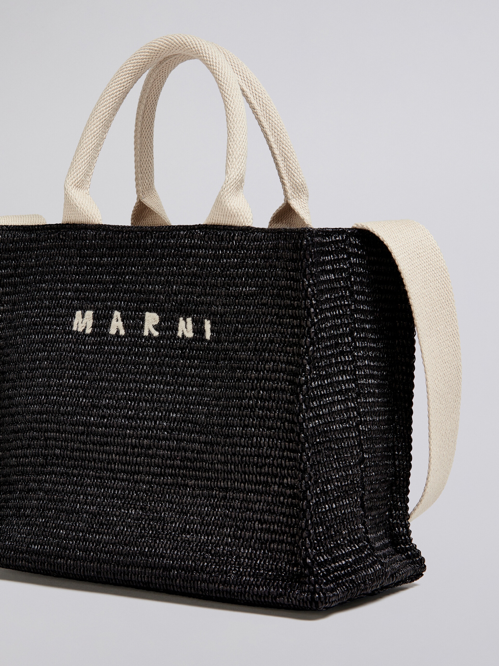 SMALL BLACK RAFFIA TOTE BAG - 5