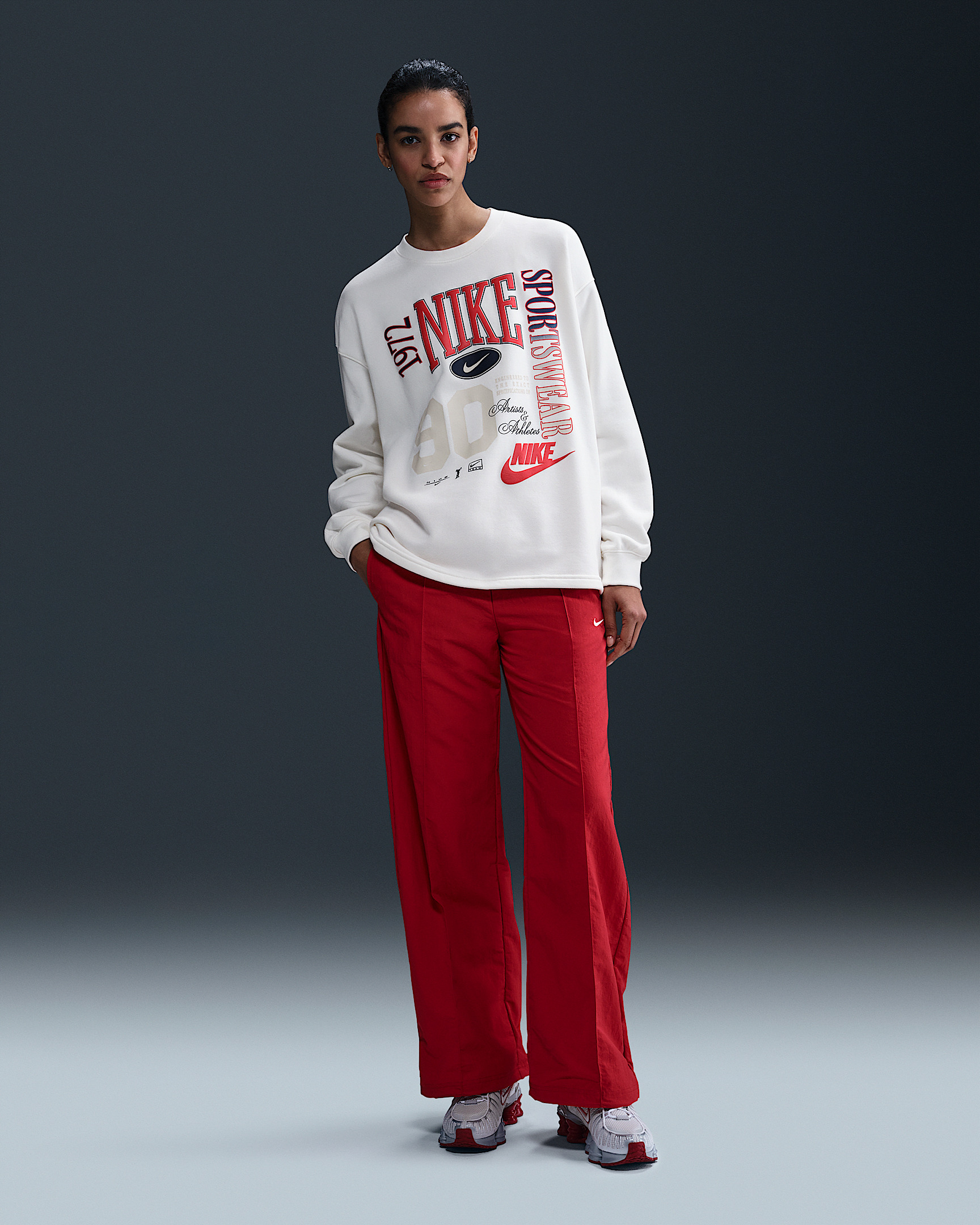 Nike Sportswear Women's Oversized Crew-Neck French Terry Sweatshirt - 4