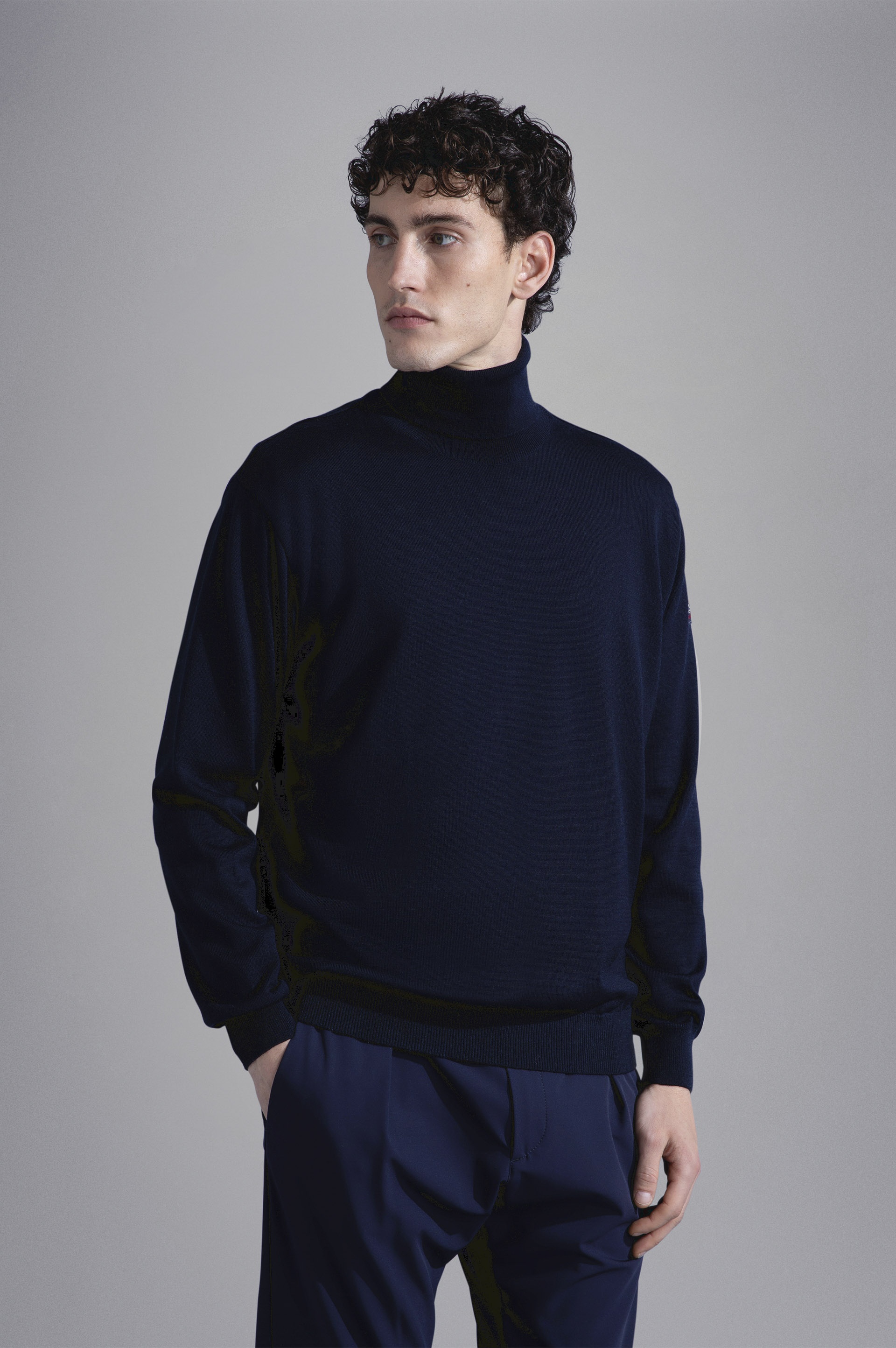 MERINO WOOL TURTLENECK WITH ICONIC BADGE - 6