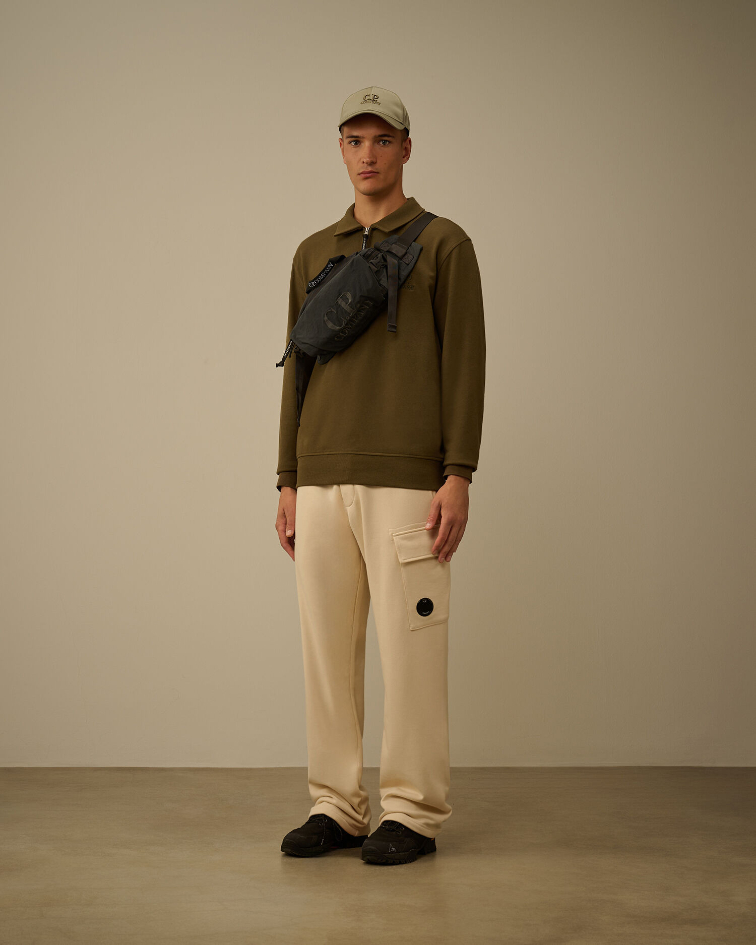 Diagonal Raised Fleece Half Zip Sweatshirt - 2