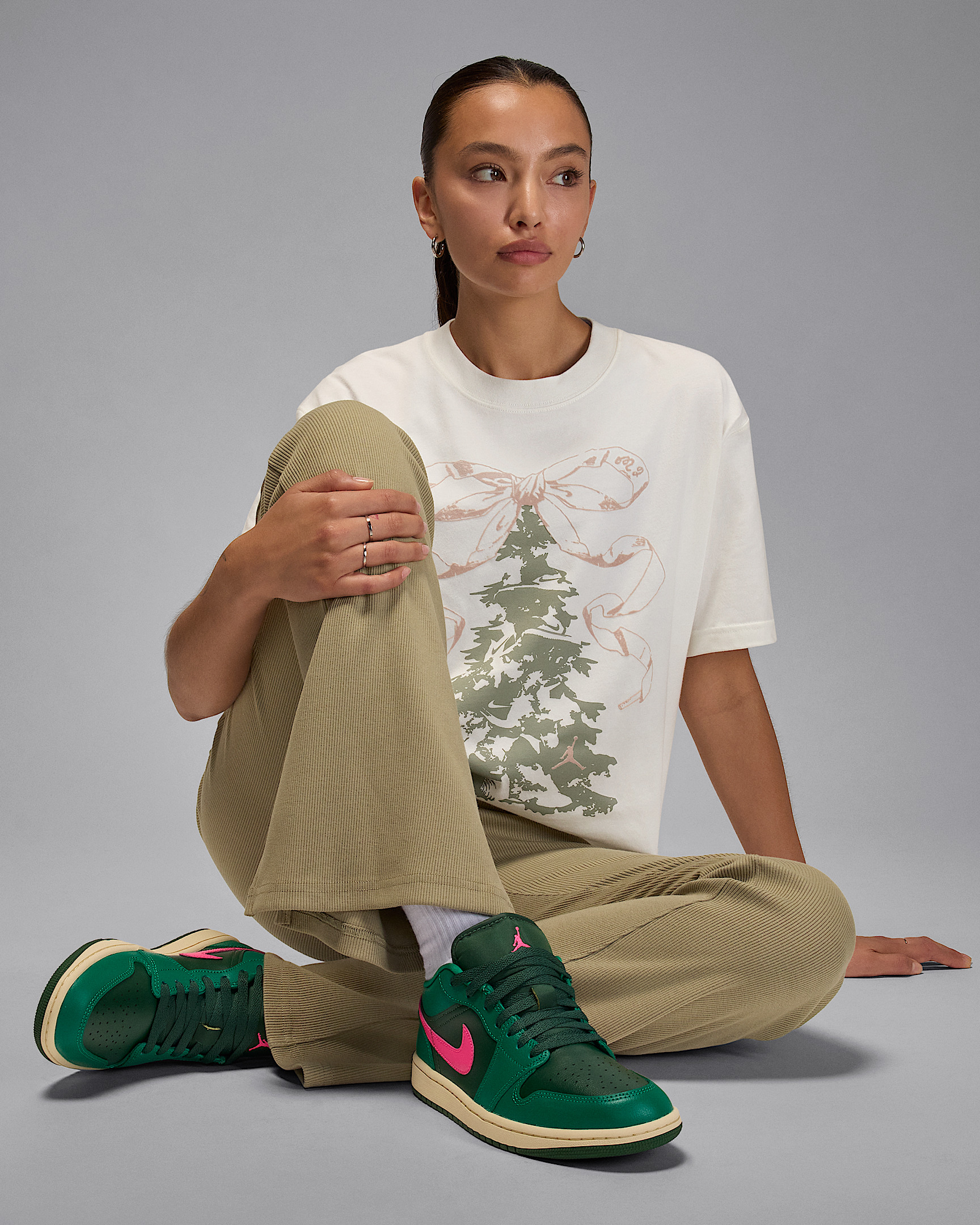 Air Jordan 1 Low Women's Shoes - 9