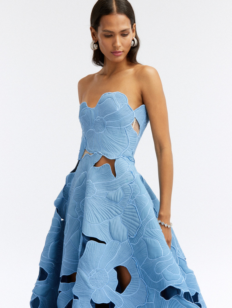 STRAPLESS FLORAL CUTOUT BALL GOWN 3