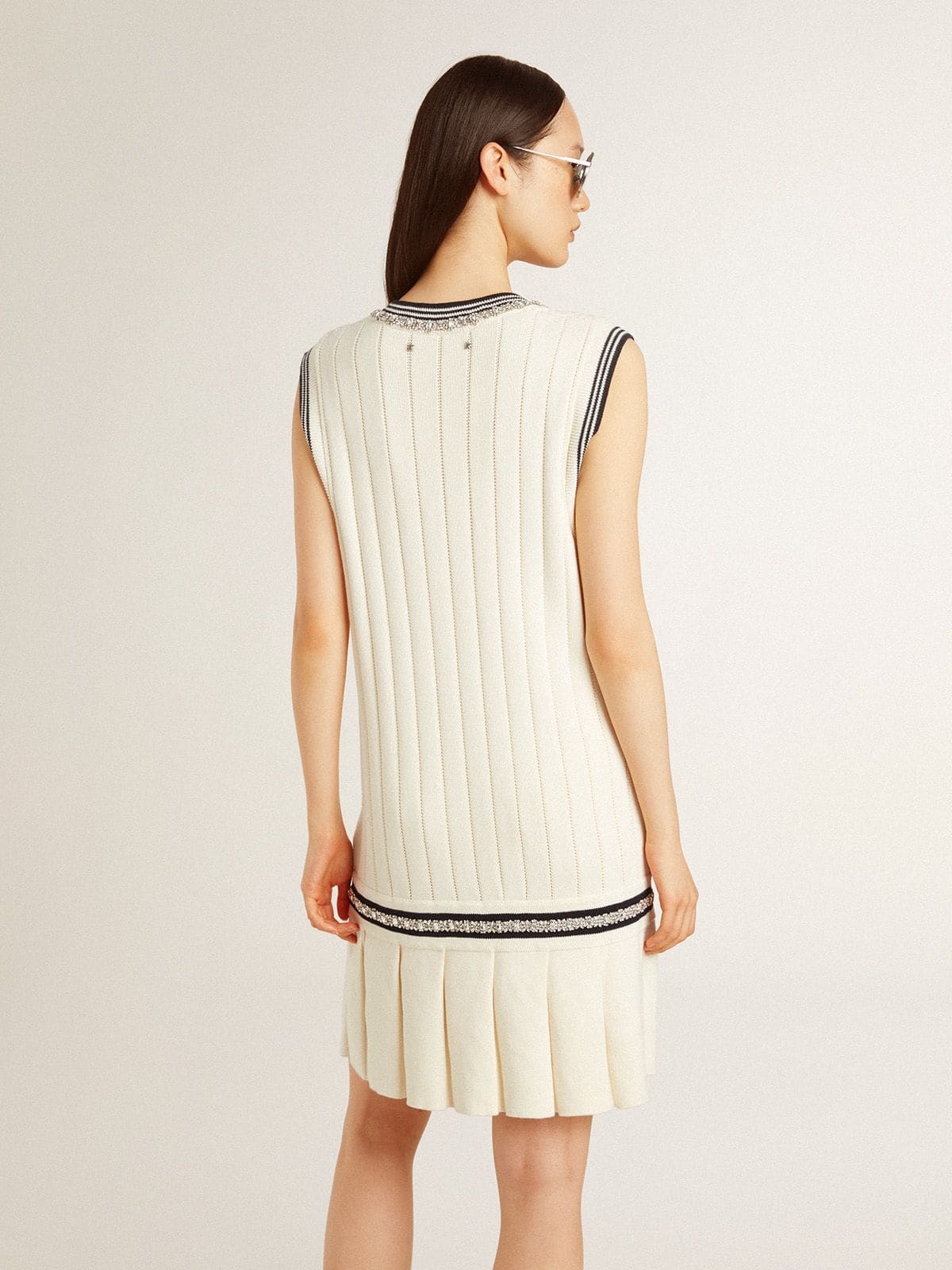 Women's worn-white cotton vest dress with dark blue ribbing and crystals - 4