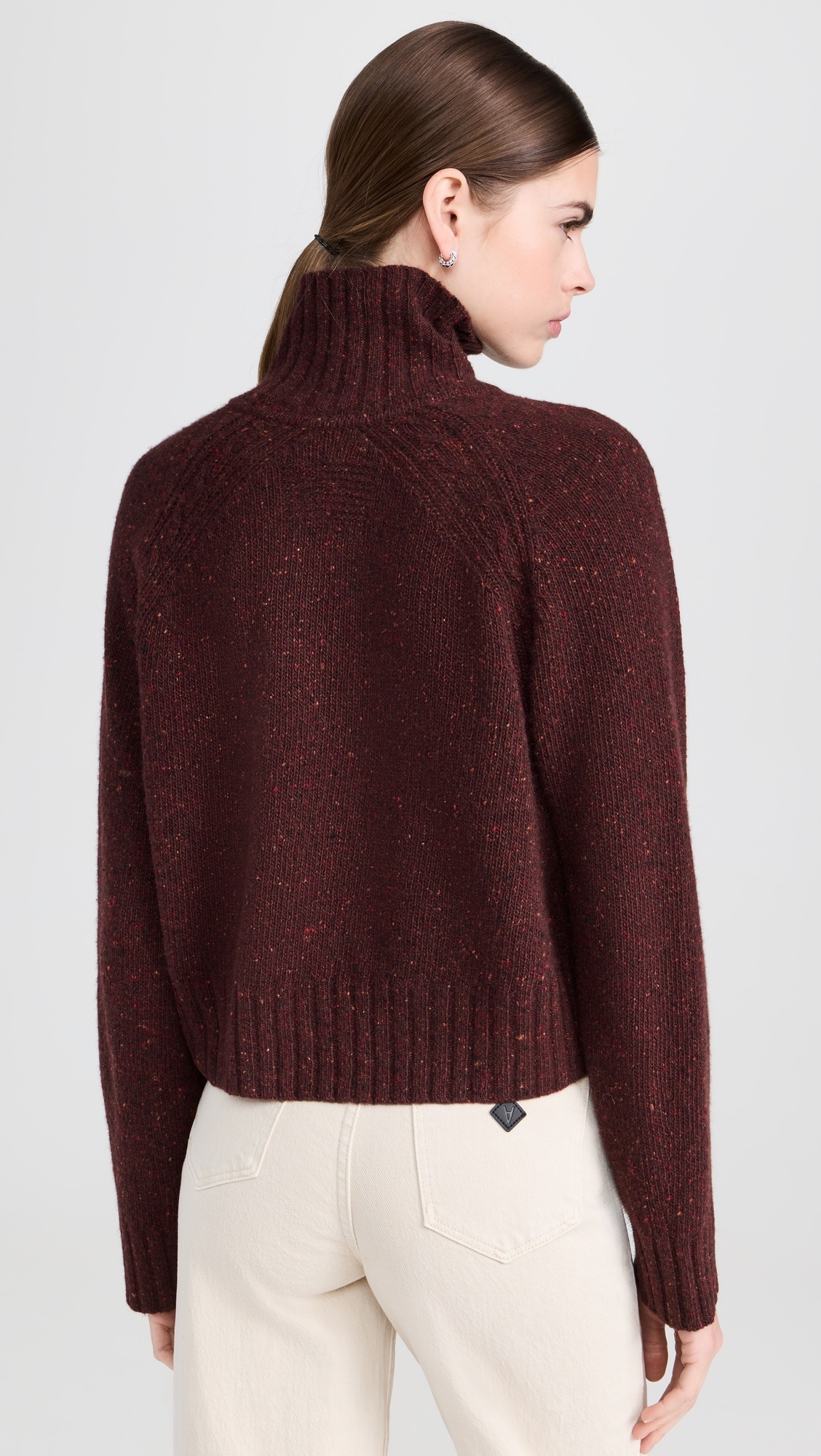 Cropped Turtleneck in Recycled Cashmere - 2