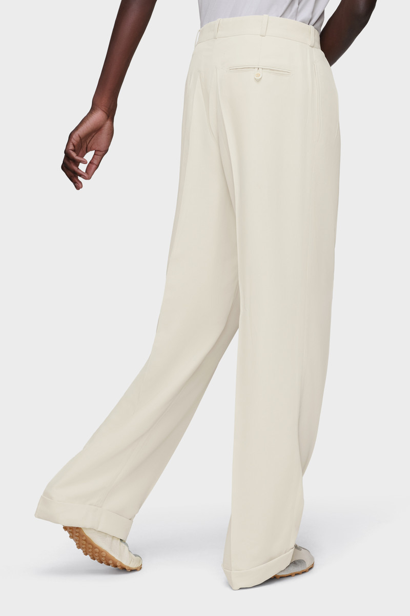 Pleated trousers 4