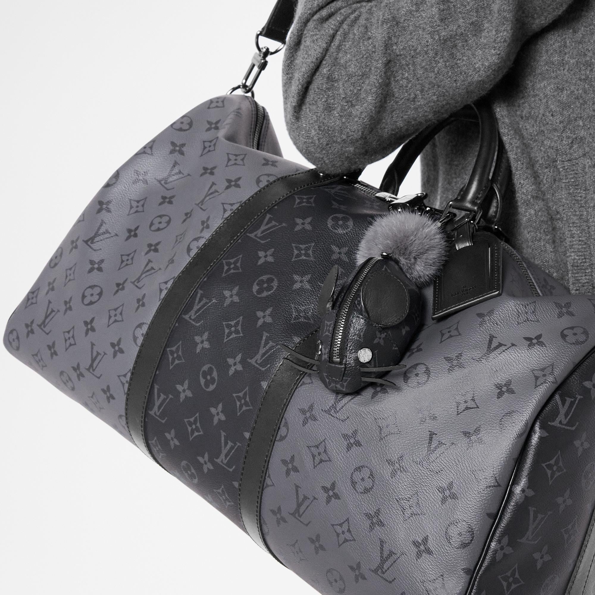 LV Chinchilla Pouch - 2
