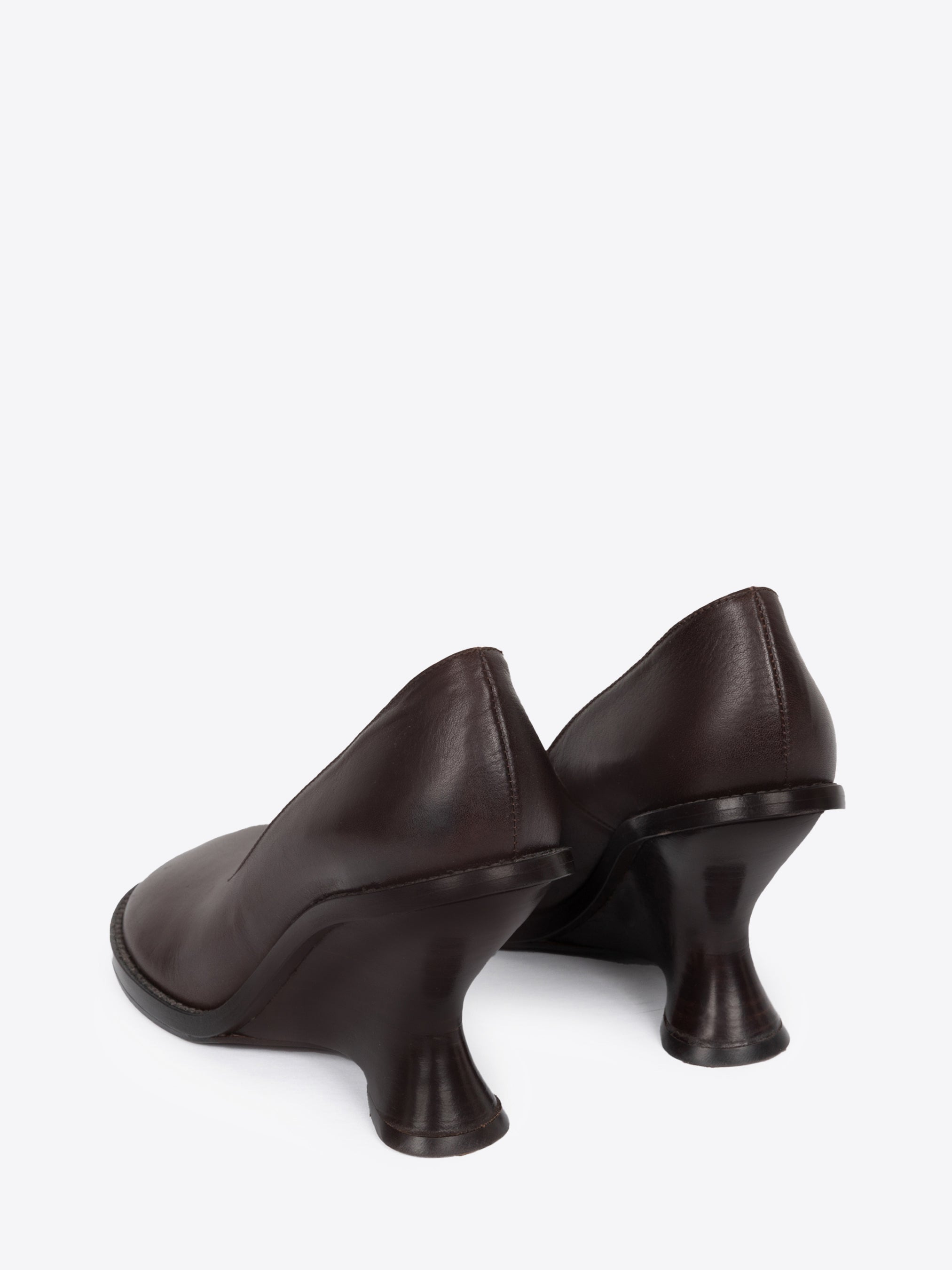 LEATHER WEDGE PUMPS - 4
