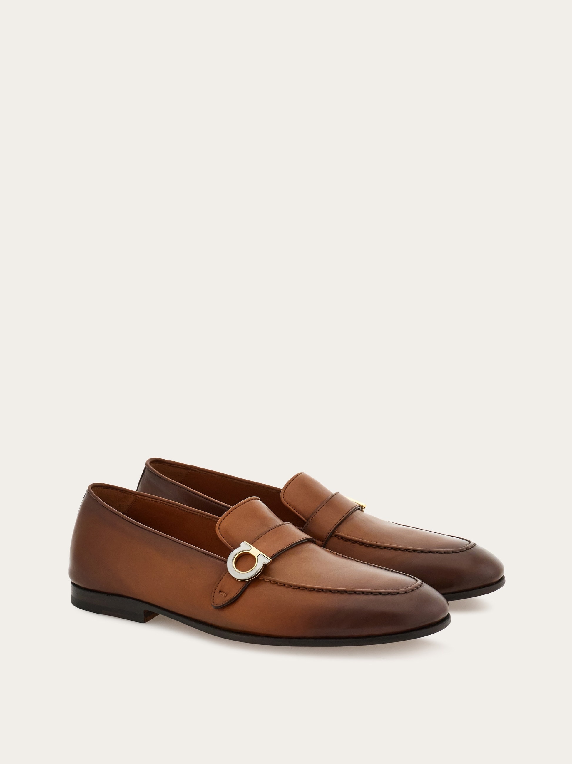Tramezza loafer with Gancini ornament - 5