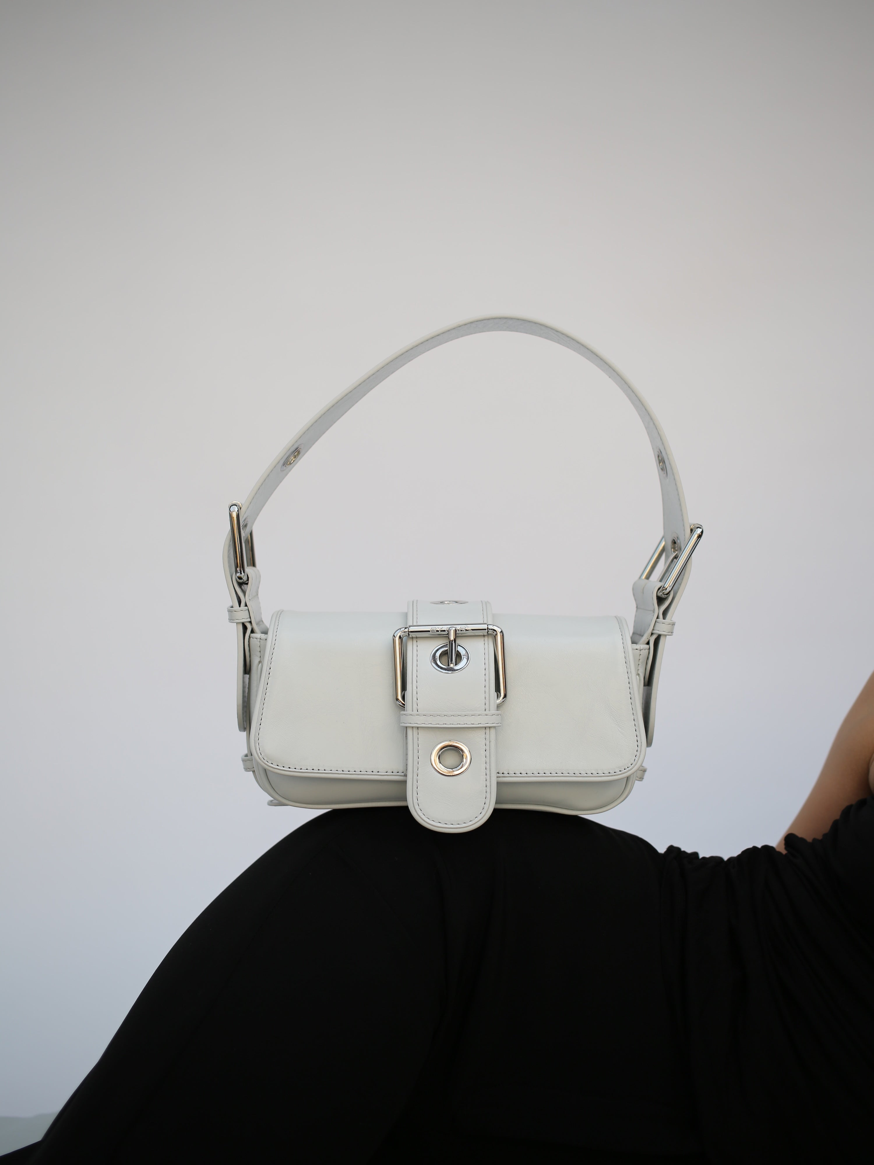 Eloise Burrata Creased Calf Leather Shoulder Bag - 5