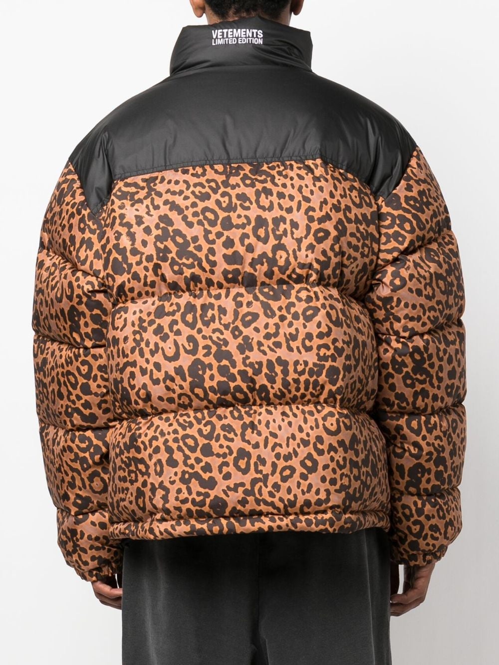 zip-fastening padded jacket - 5
