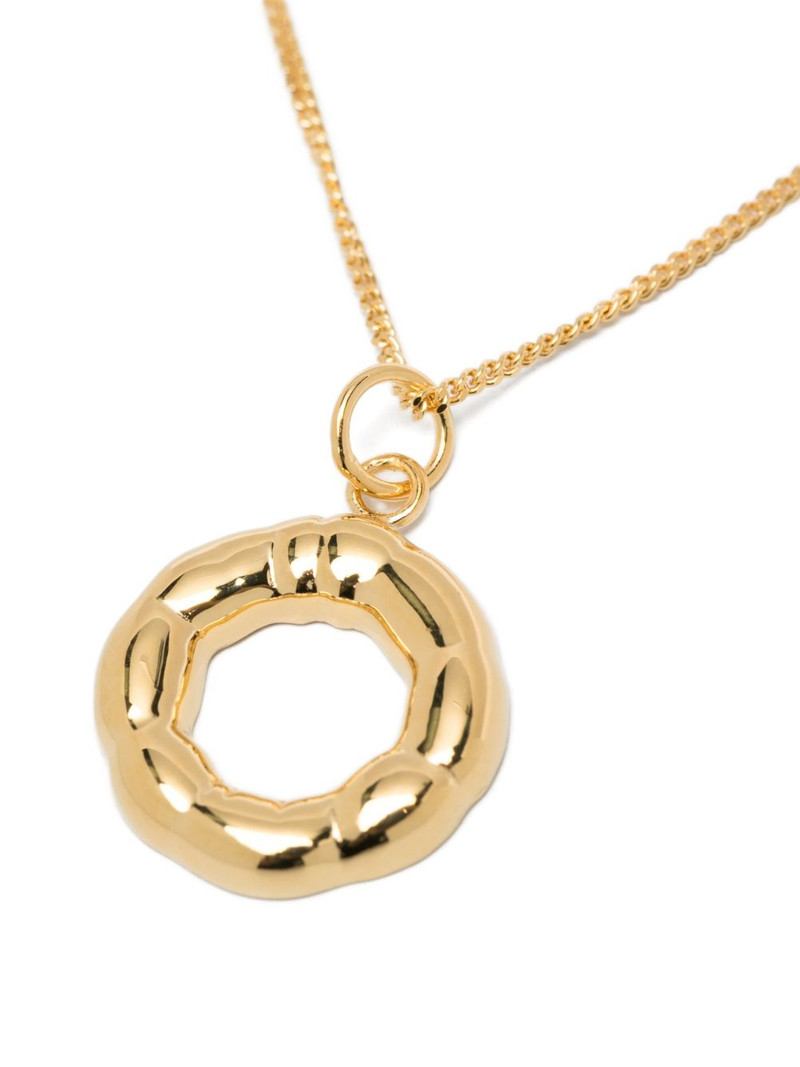 O-pendant necklace 3