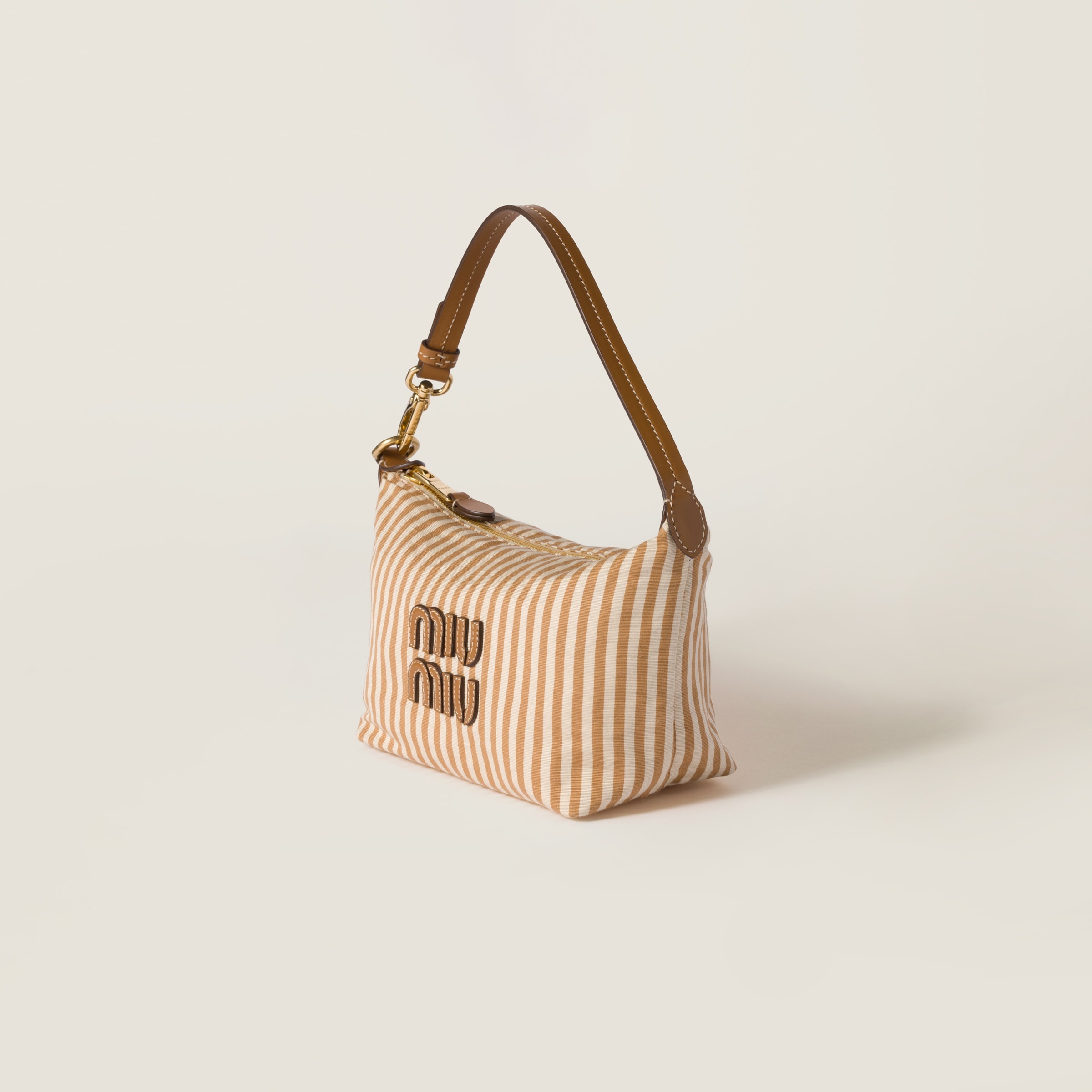 Jacquard fabric pouch with logo - 2