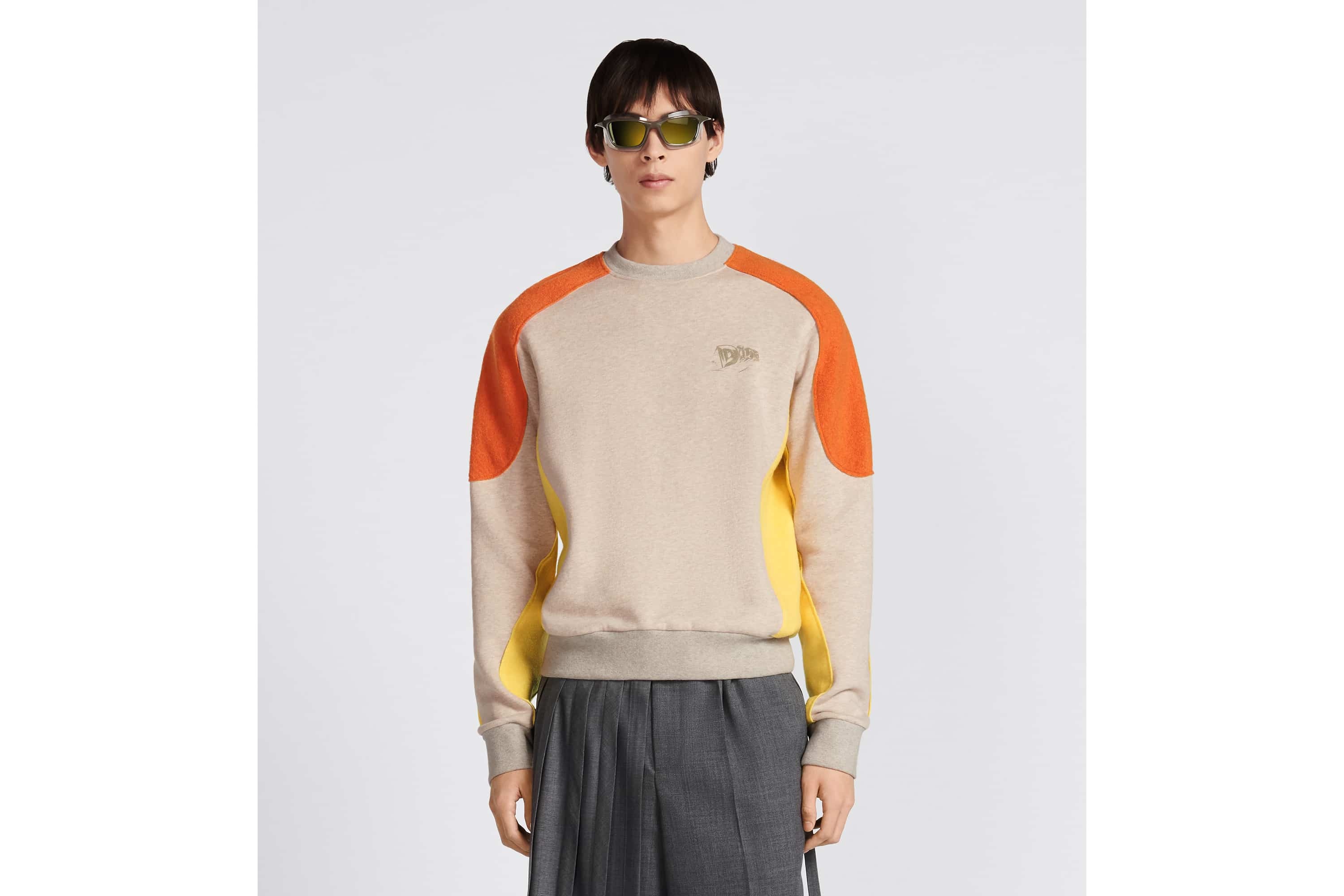 Sweatshirt - 4