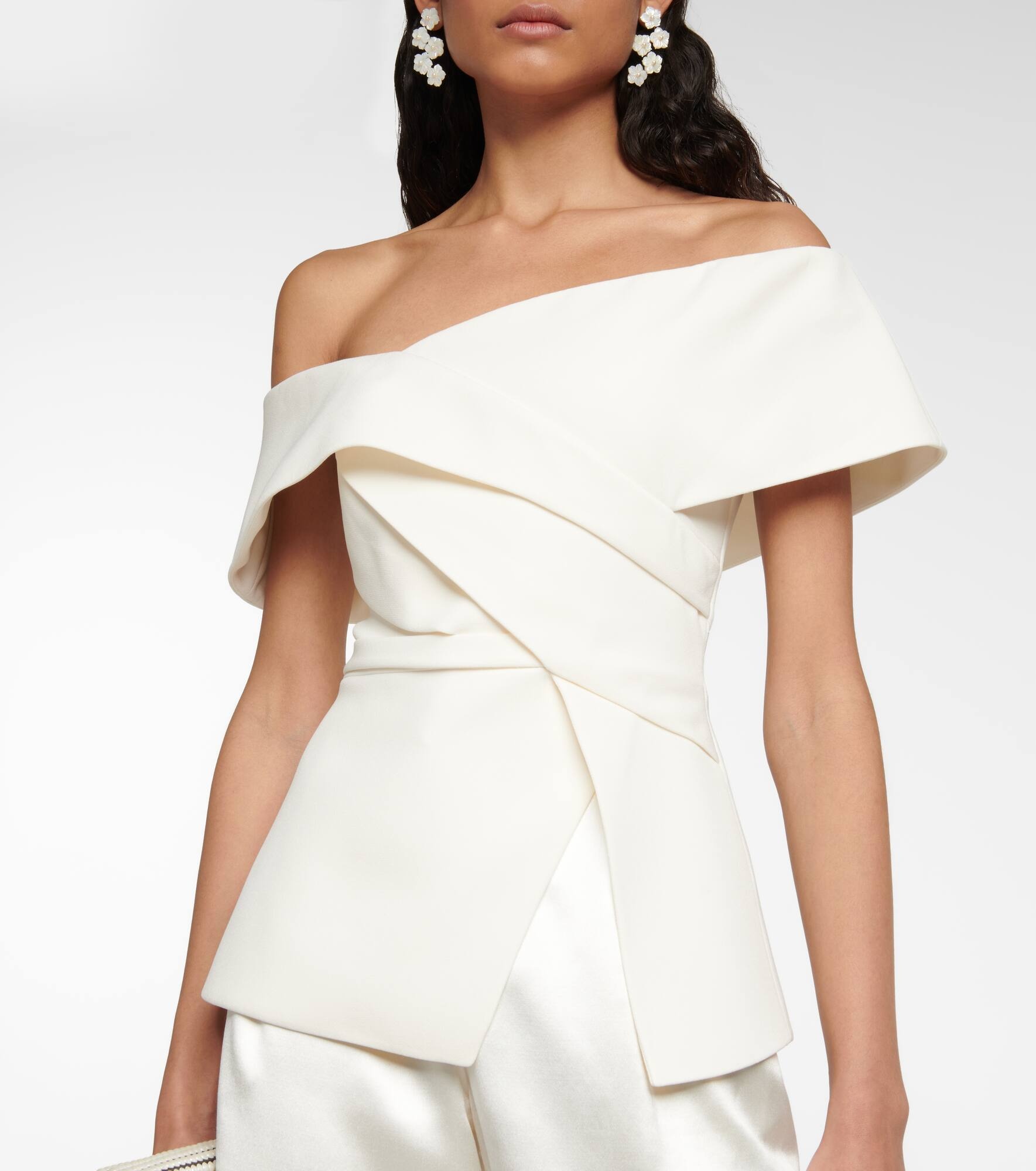 Bridal Eimear off-shoulder crêpe top - 4