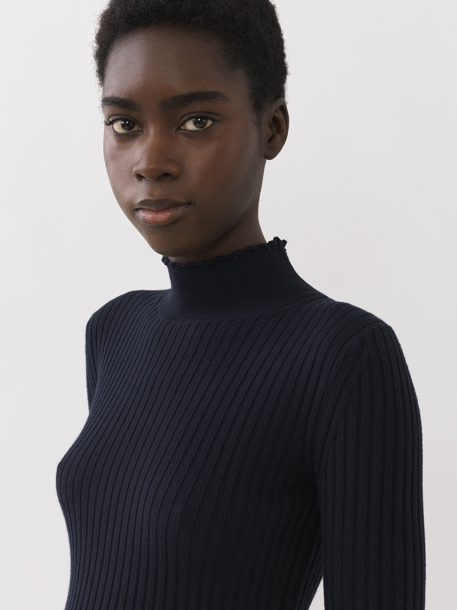 FITTED HIGH-NECK SWEATER - 7