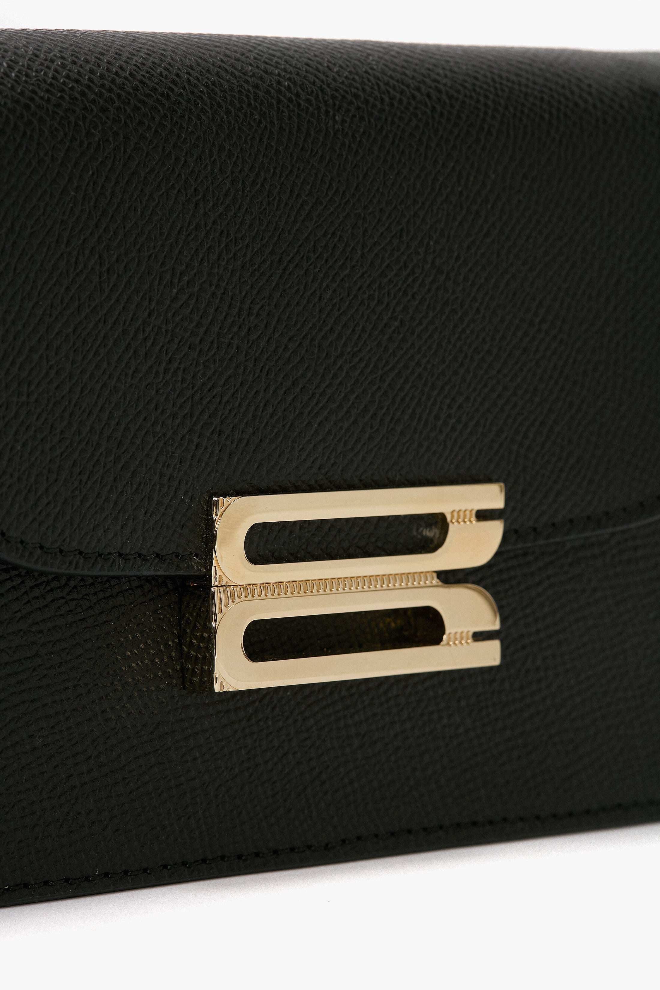 Nano Dorian Wristlet In Black Grained Leather - 6