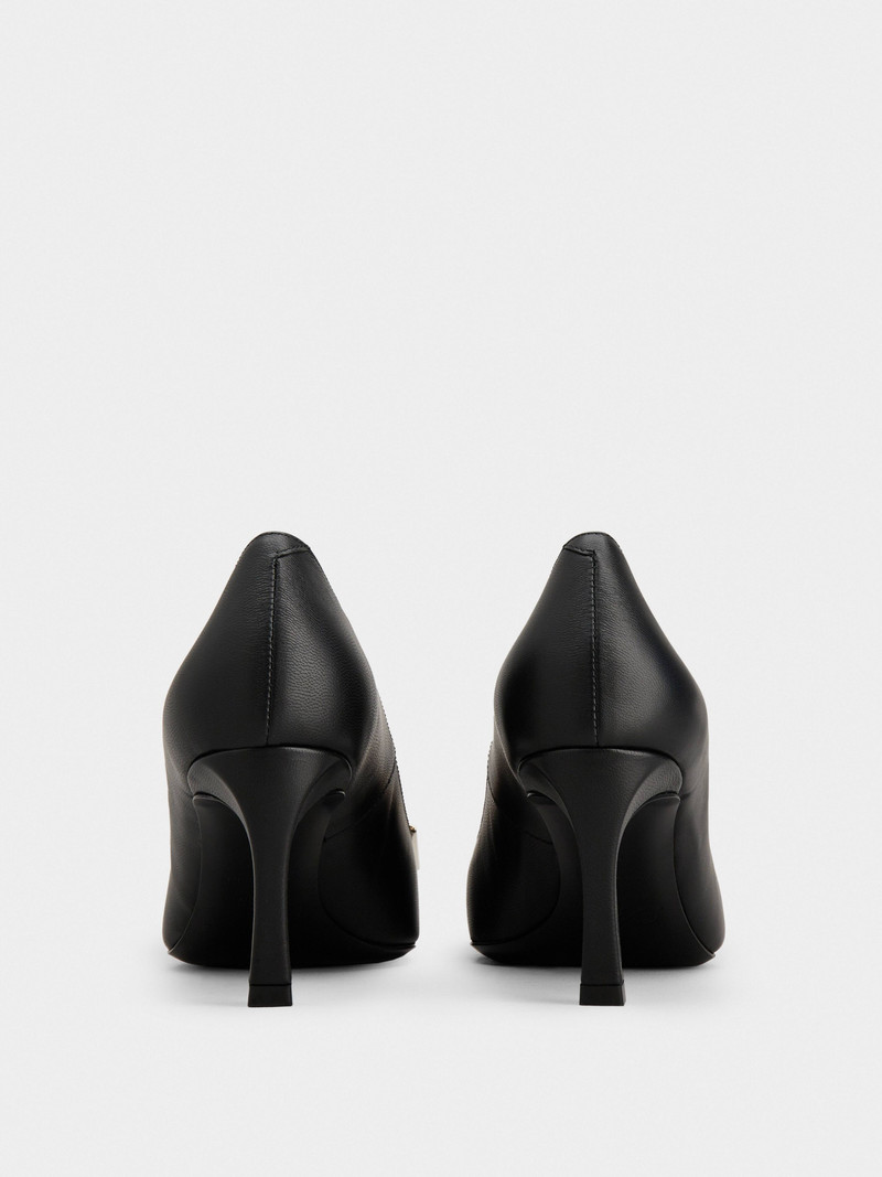 Roger Vivier Trompette Pumps in leather outlook