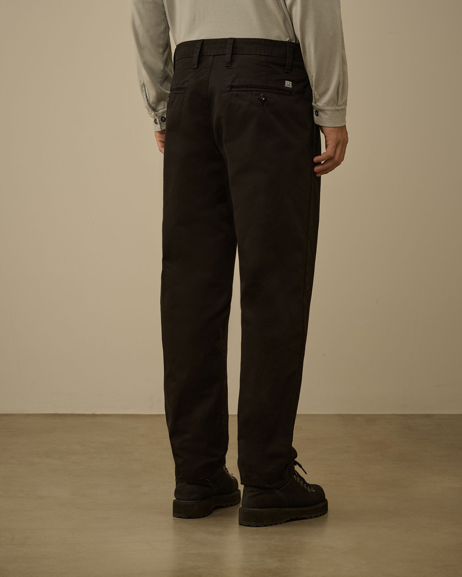 Cotton Gabardine Loose Chino Pants - 4