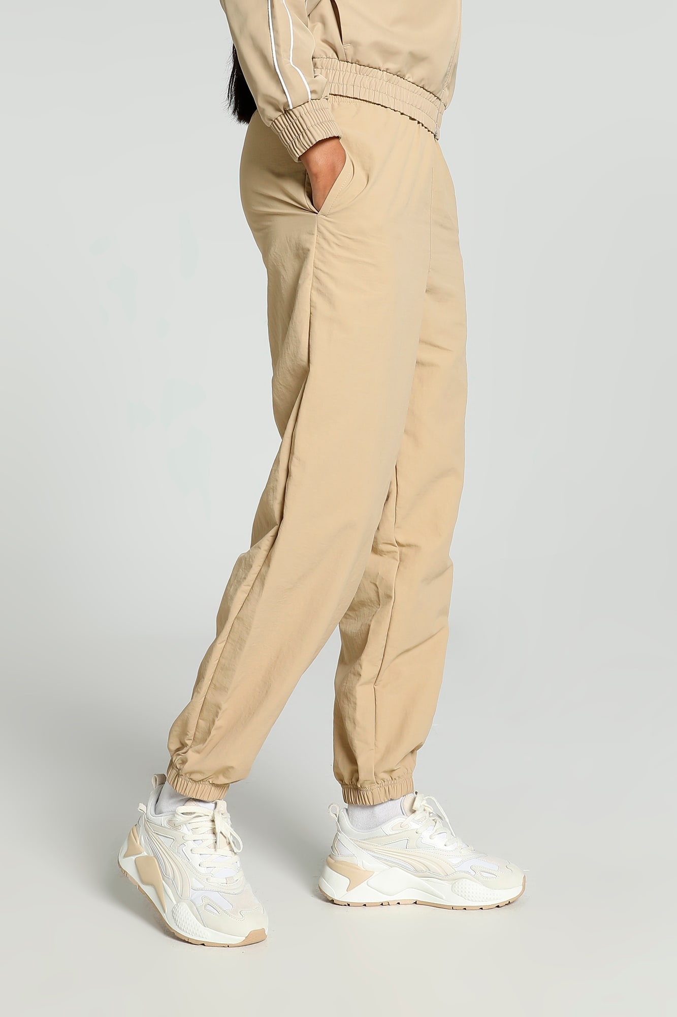 CLASSICS Relaxed Women's Sweatpants - 4