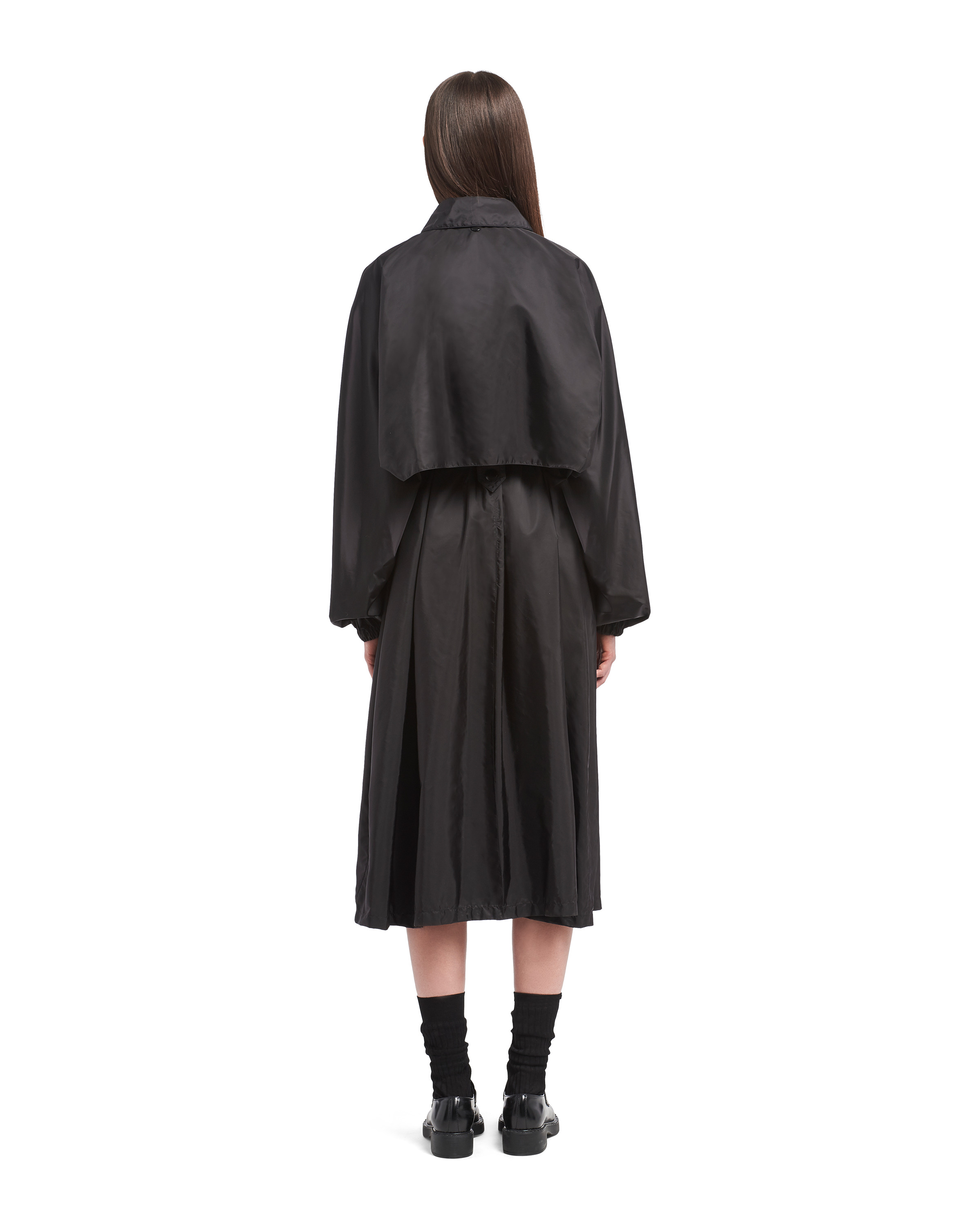 Oversized light Re-Nylon raincoat - 4
