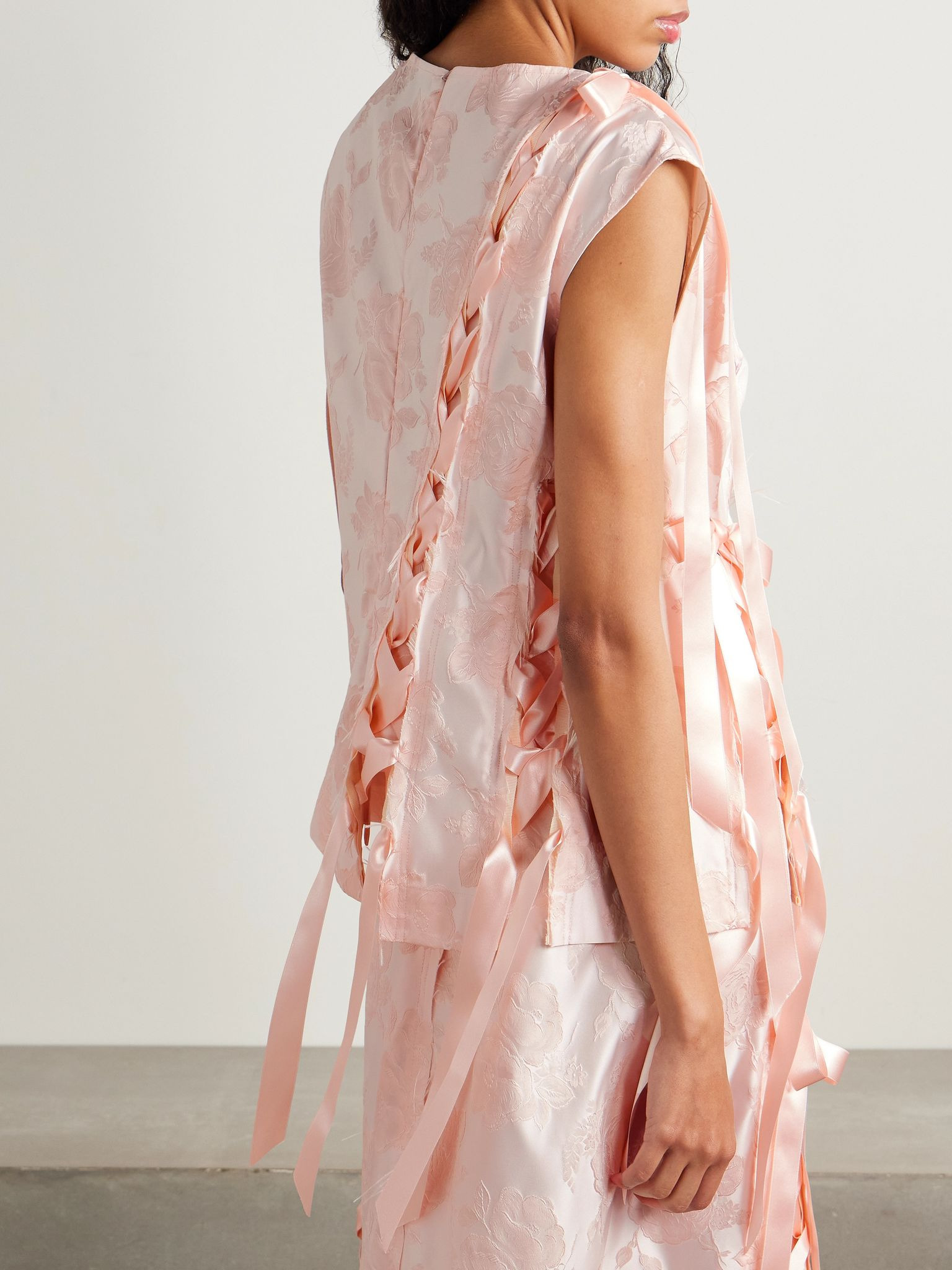 Unraveling Ribbon lace-up frayed brocade top Blush - 3