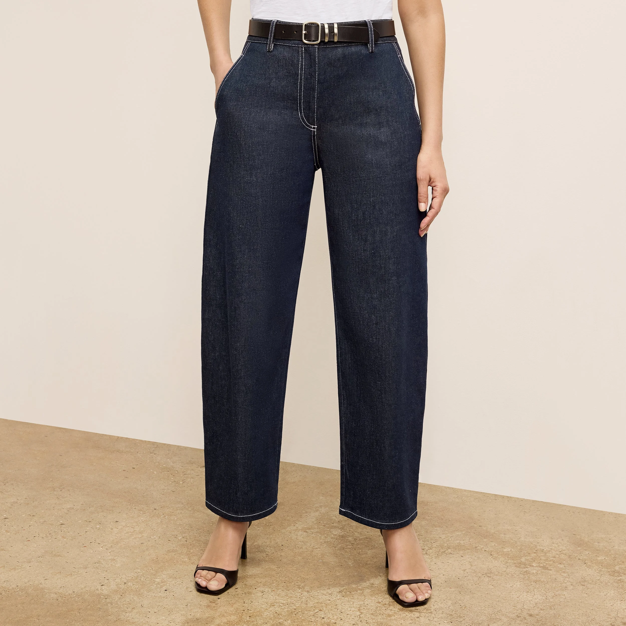 Bari Barrel-Leg Jean - Stretch Denim - 1