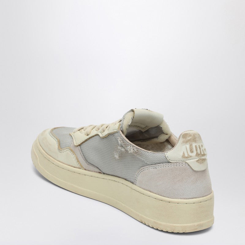 AUTRY SNEAKER MEDALIST LOW SUPER VINTAGE IN GRAY/WHITE LEATHER AND MESH outlook