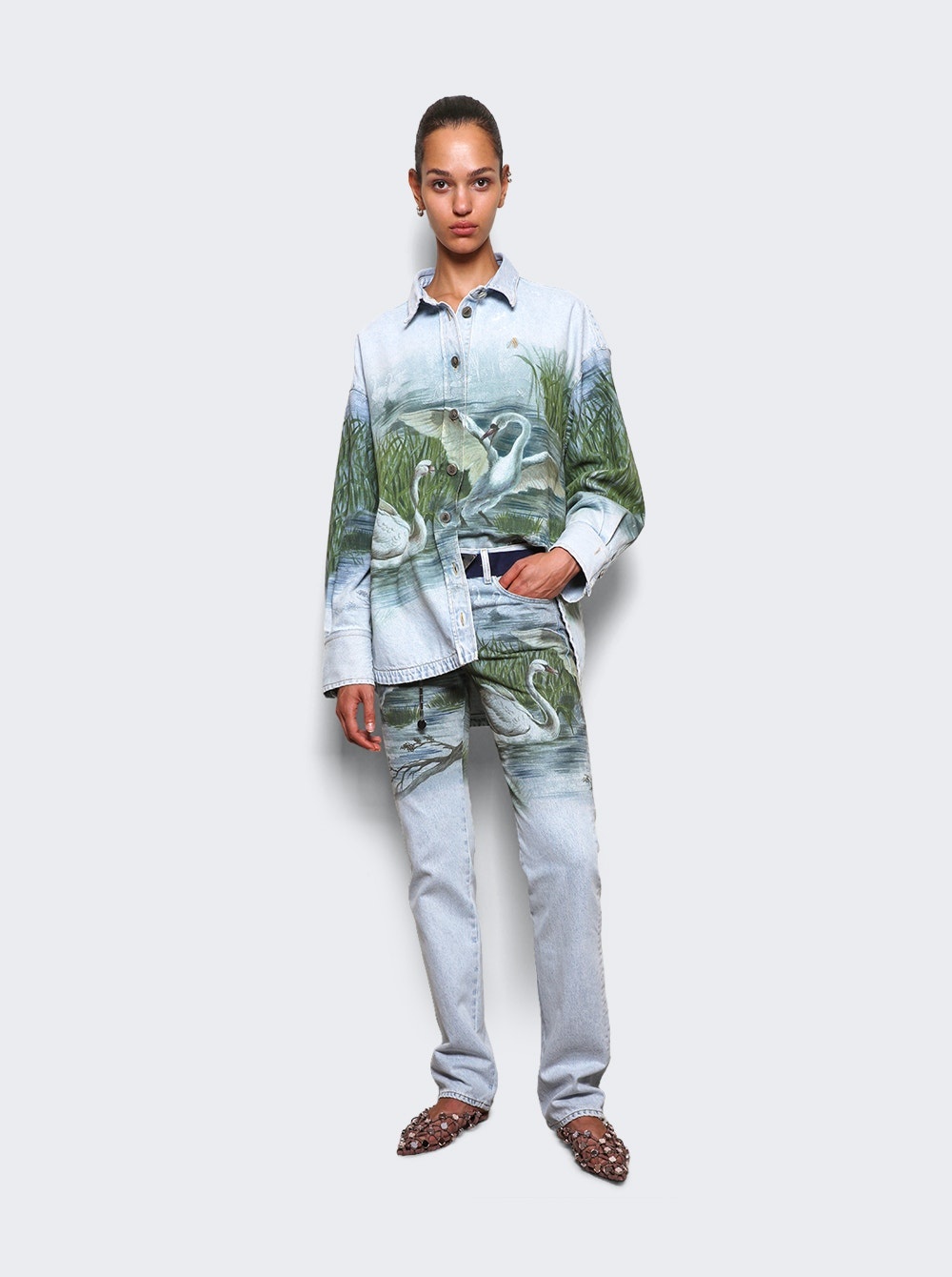 【関税込み】The Attico ブルー Swan Print ジーンズ THE ATTICO Swan Jeans Sky Blue | REVERSIBLE
