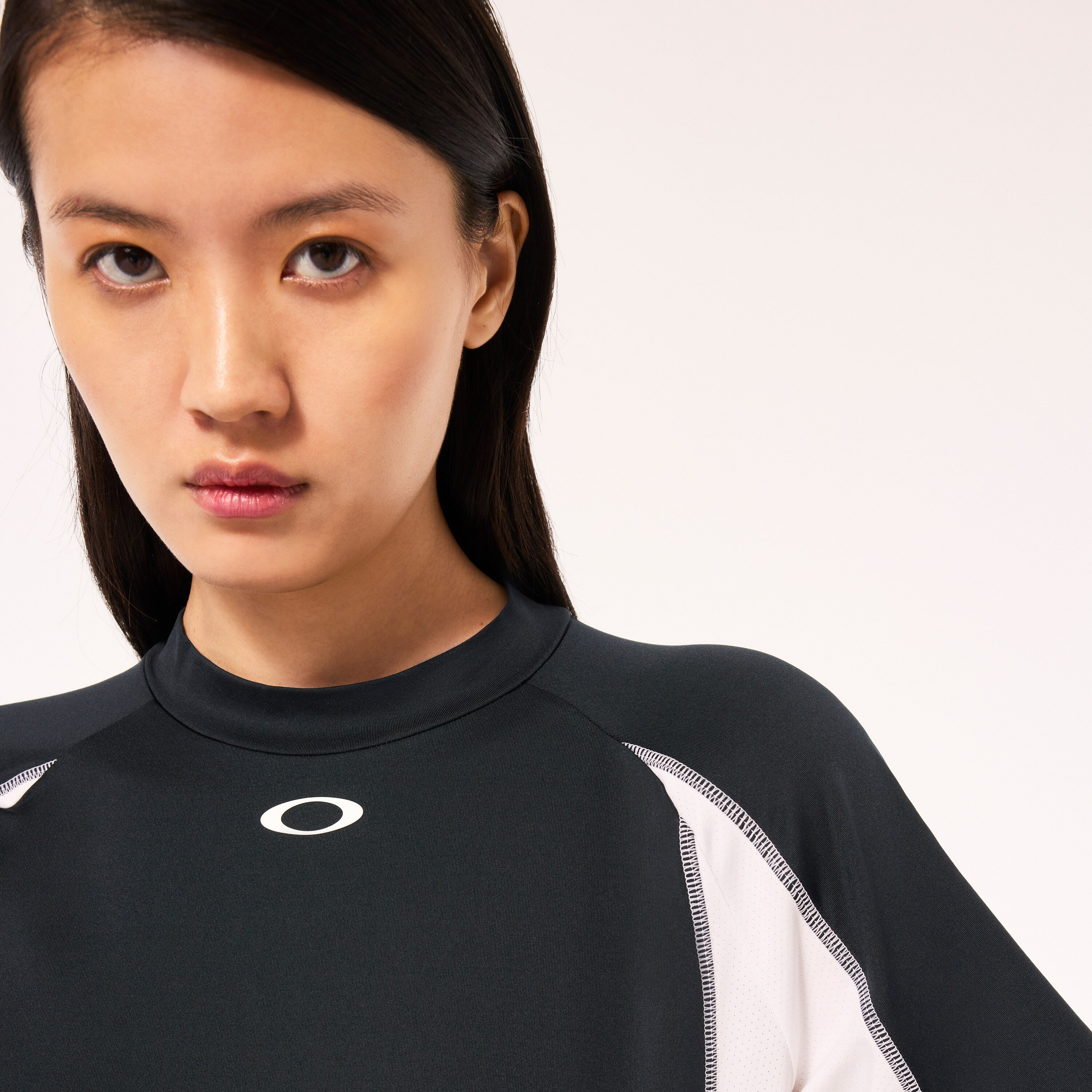 Oakley Woman Tech Mock - 6