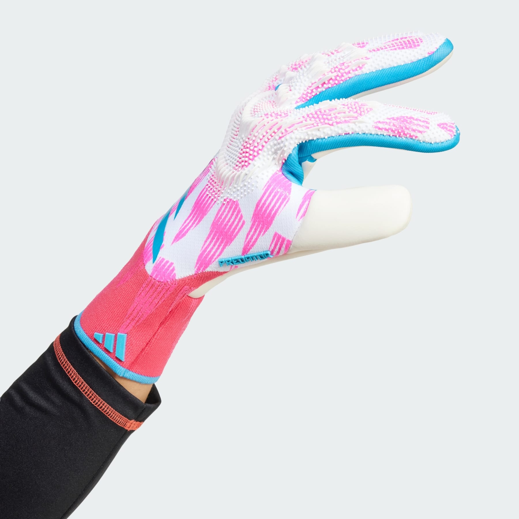 Predator Pro Goalkeeper Gloves - 3