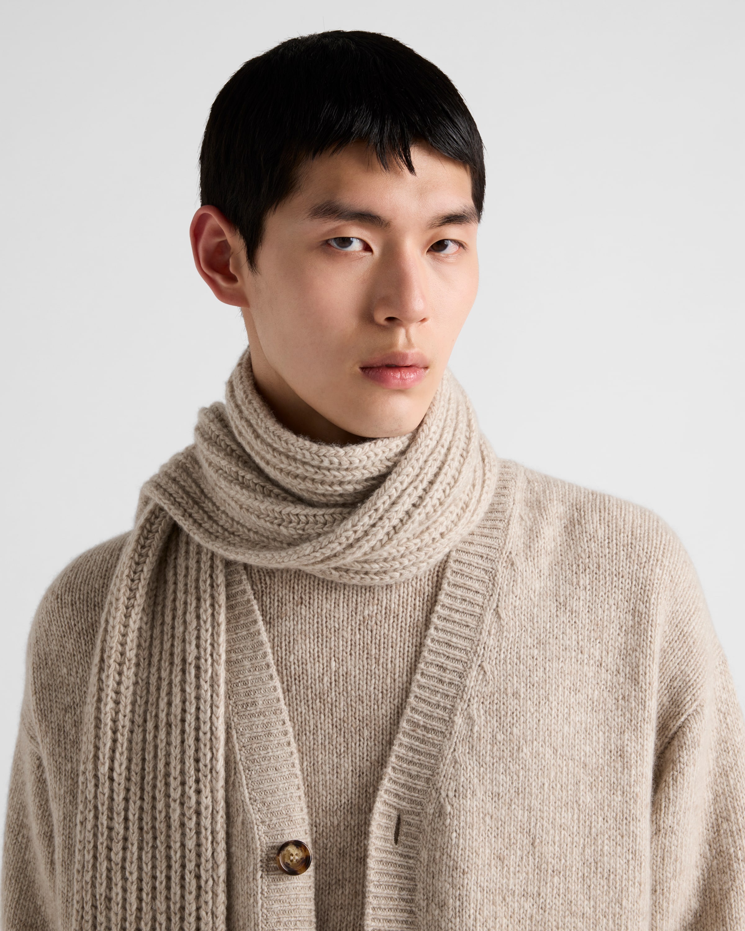 Cashmere cardigan - 6