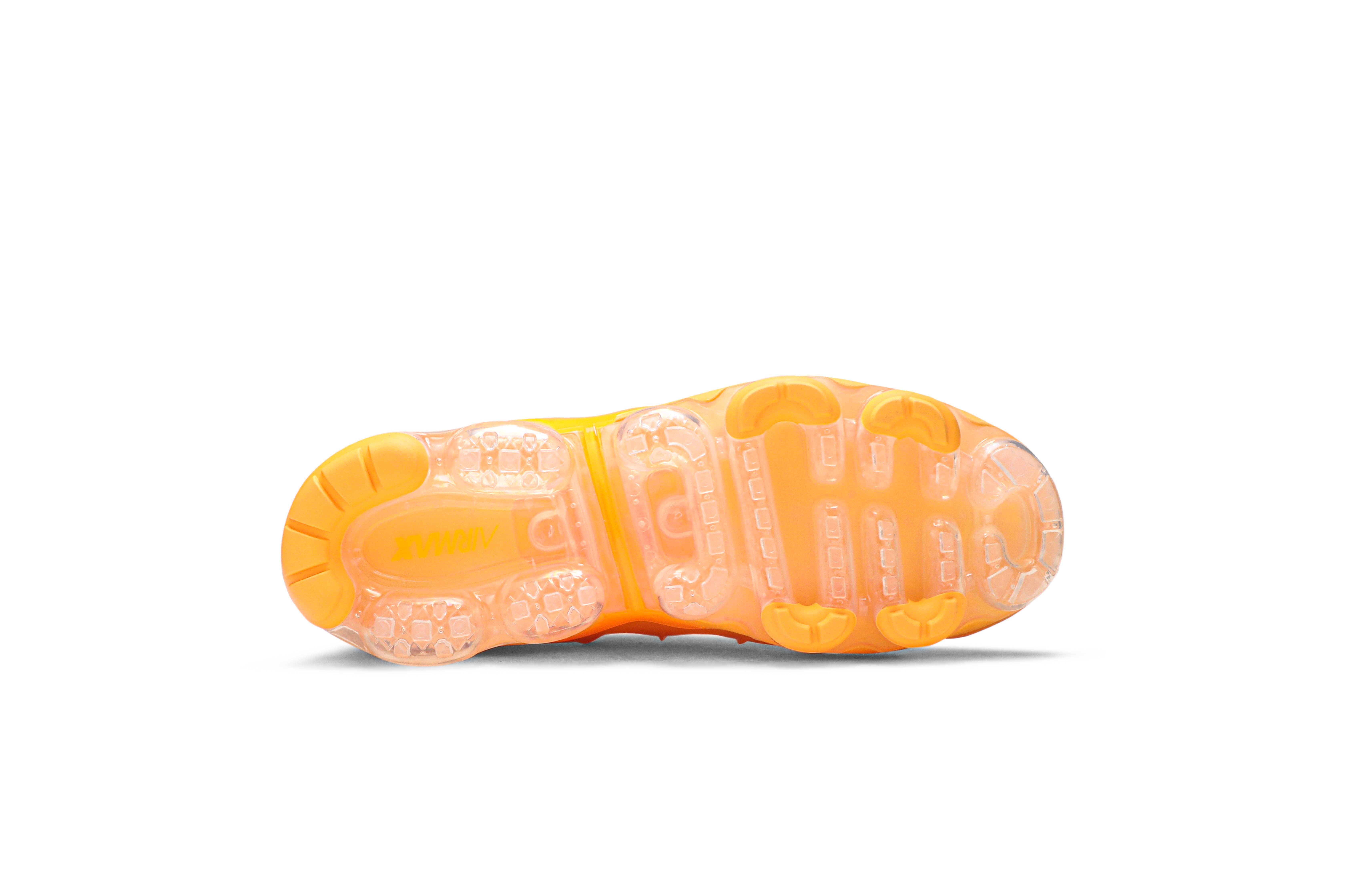 Wmns Air VaporMax Plus 'Orange' - 4