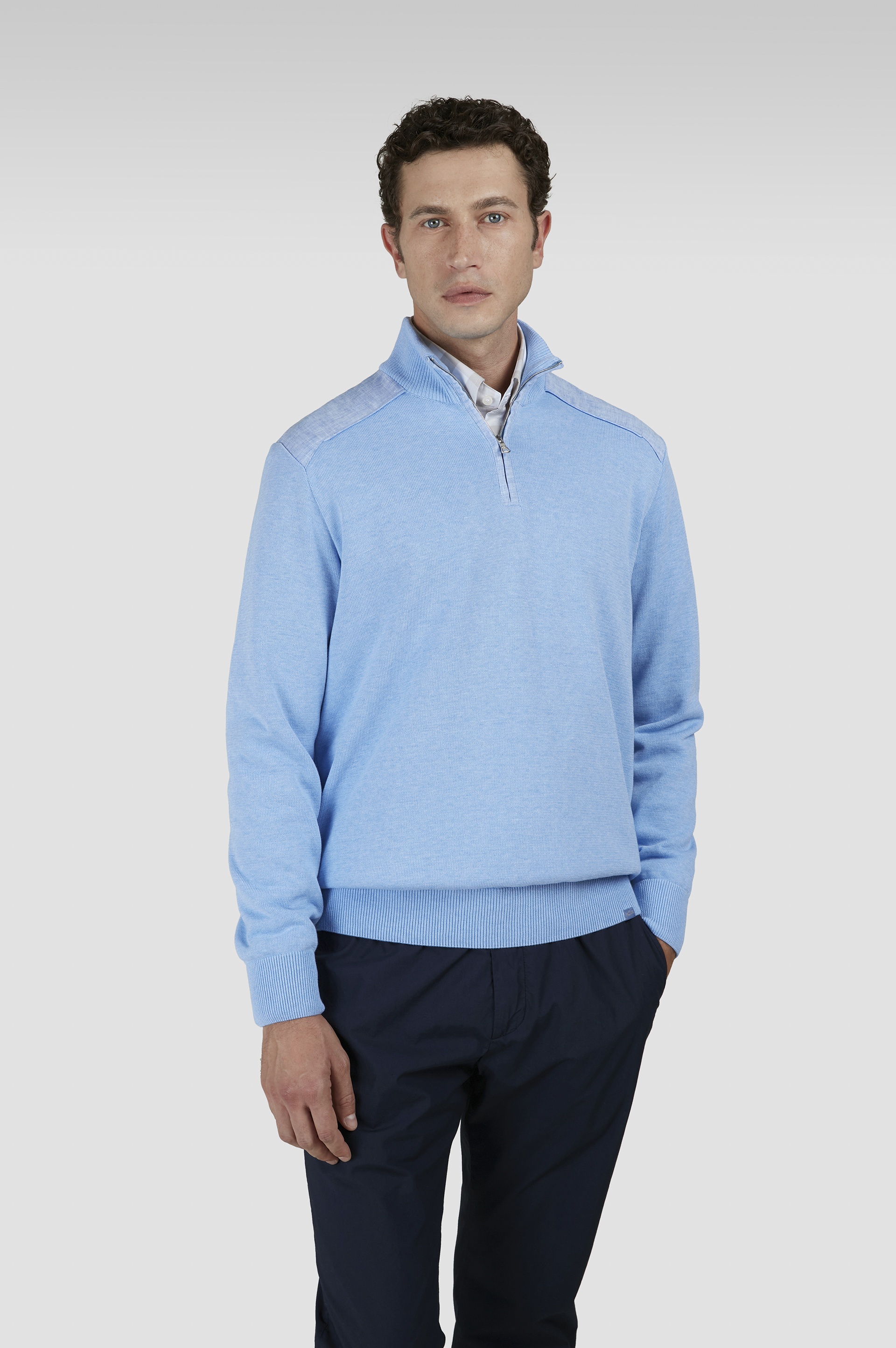 SWEATER IN FRESH COTTON WITH CONTRASTING LINEN DETAILS - 8