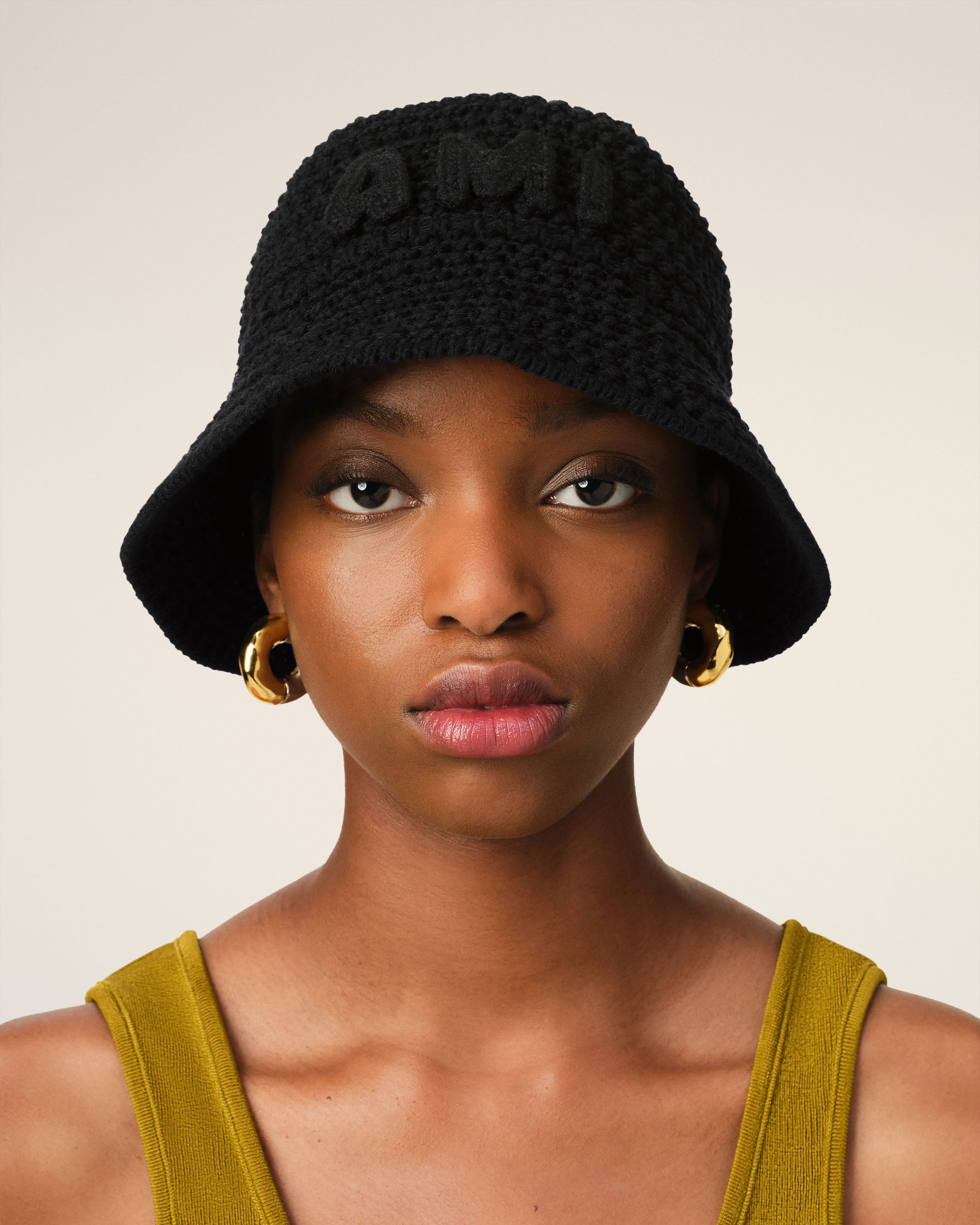 BLACK KNIT AMI PATCH BUCKET HAT - 2