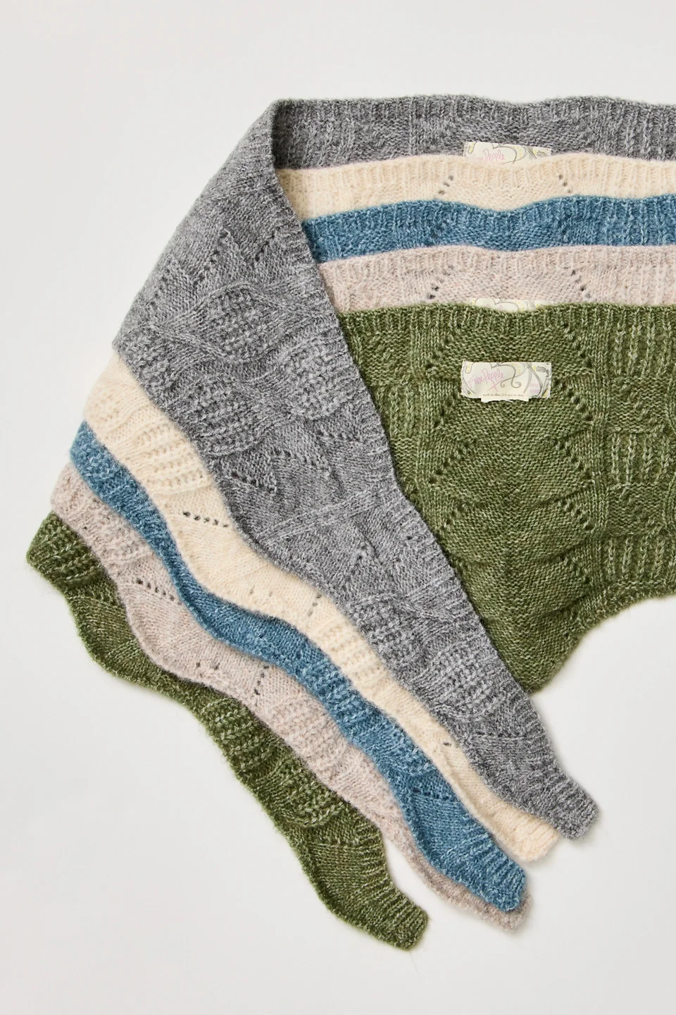 Cozy Cable Triangle Scarf - 1