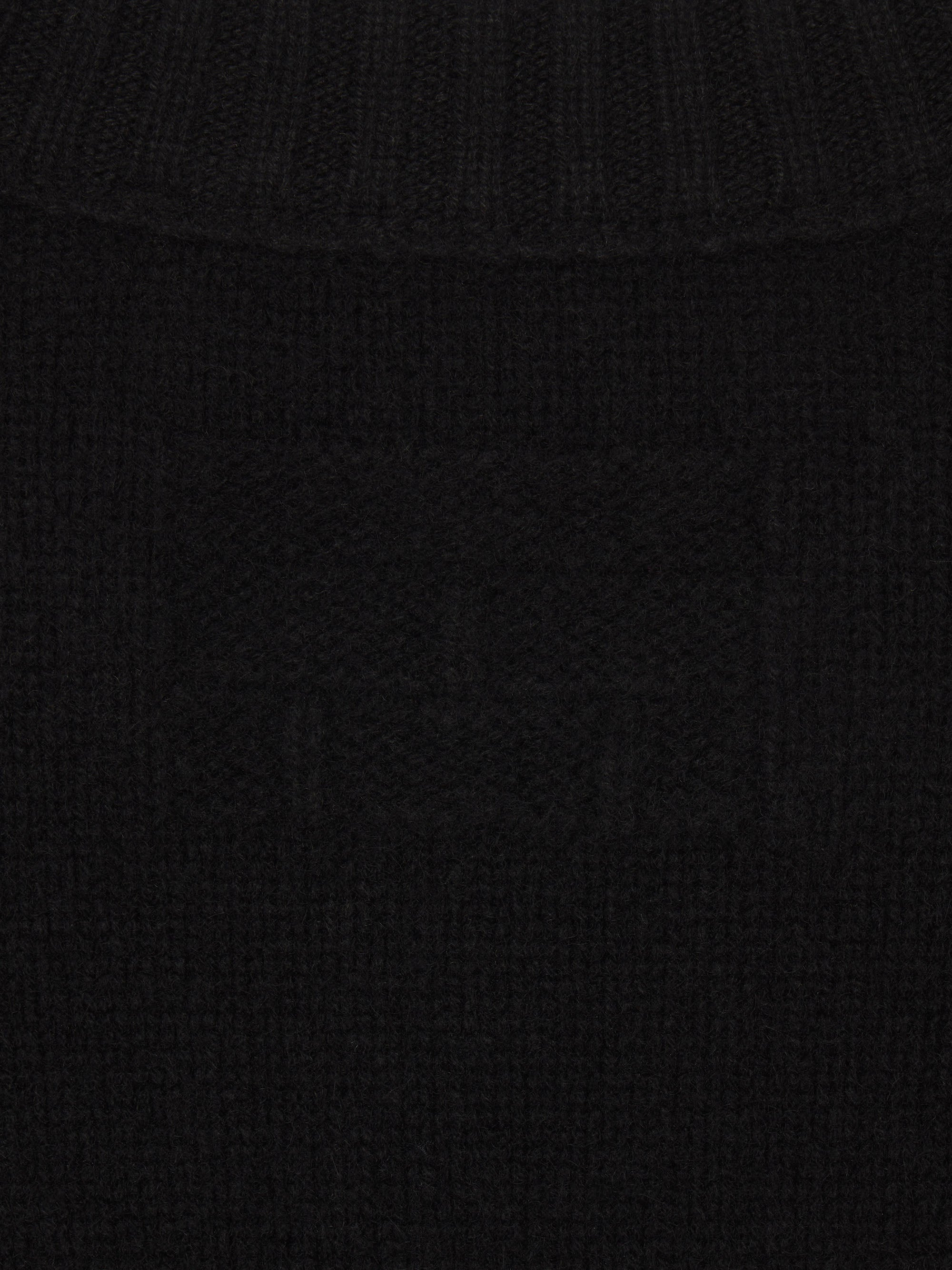 The Cashmere Crewneck Sweater in Noir - 2