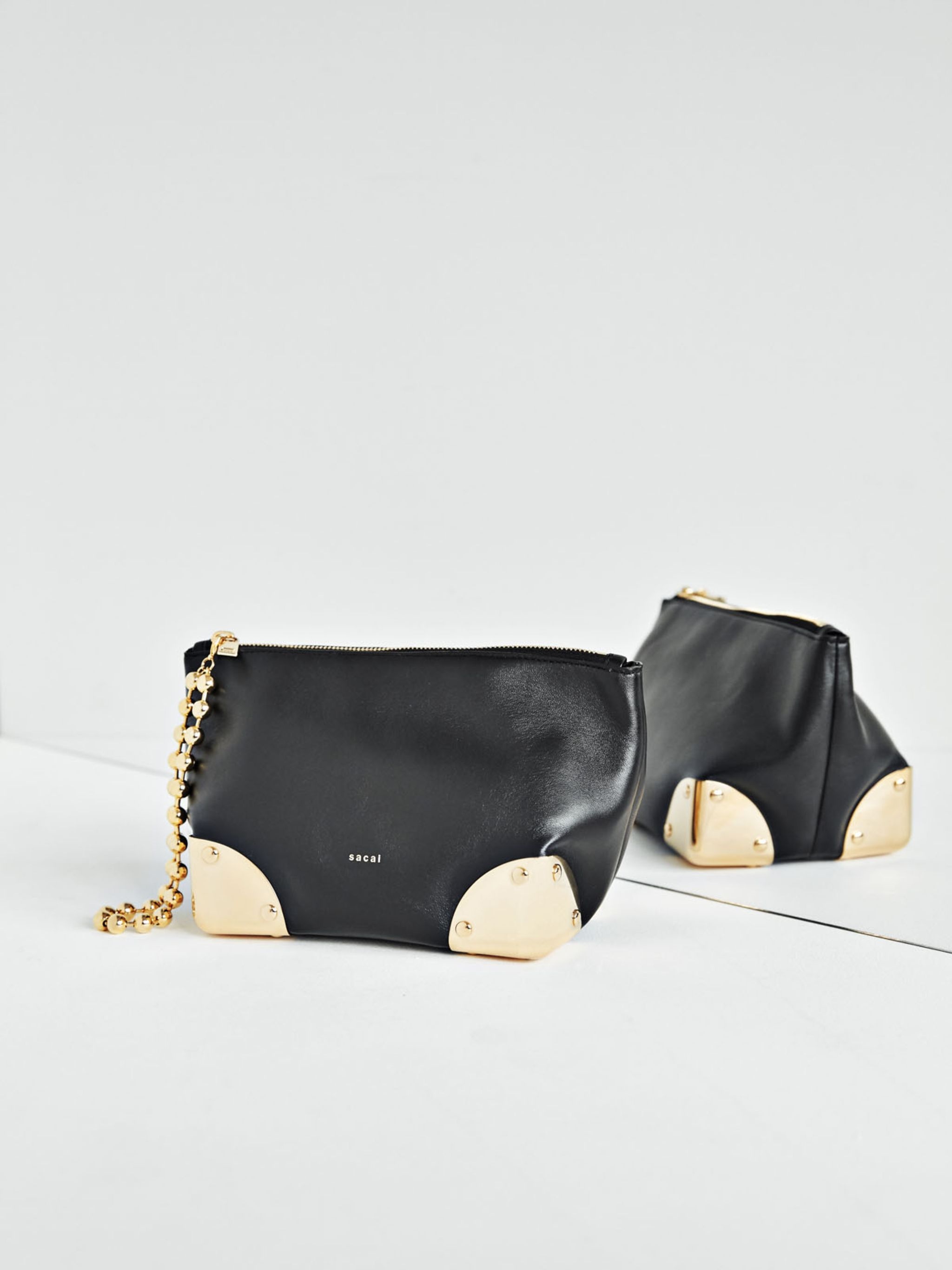 Corner Metal Pouch - 1