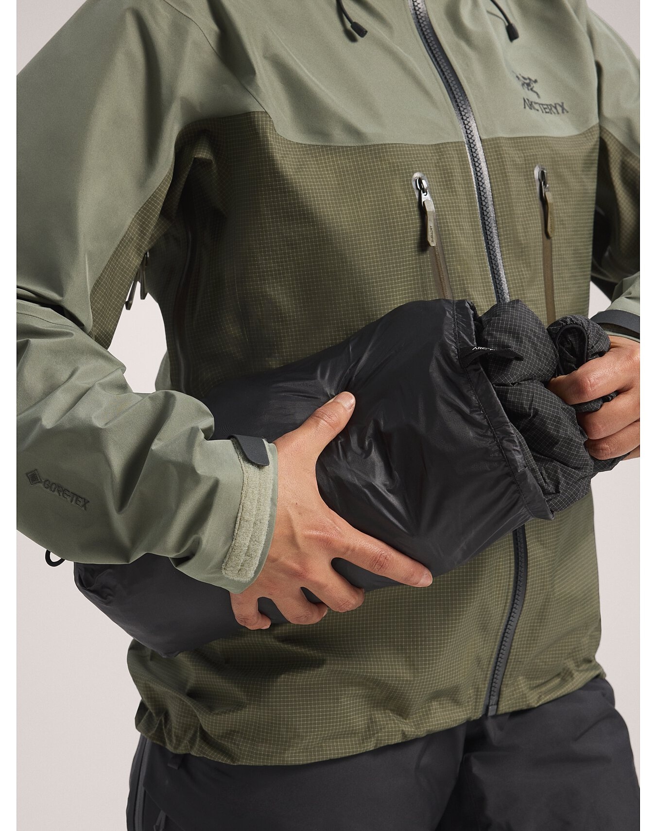 Alpha Lightweight Parka - 8