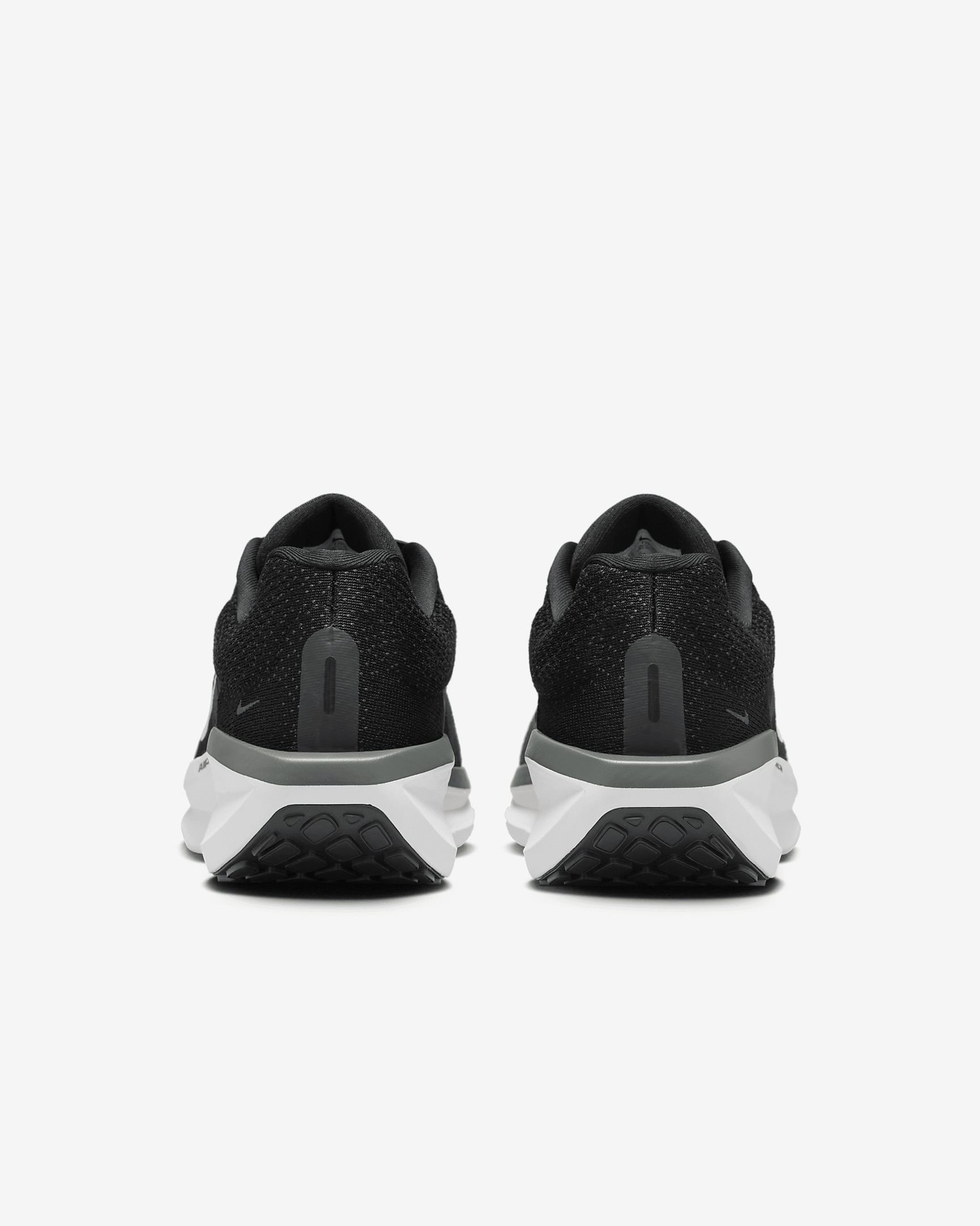 Nike Winflo 11 Men's Road Running Shoes - 6