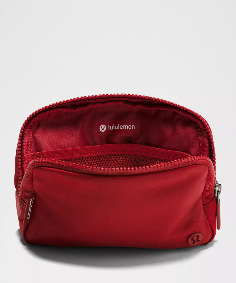 Everywhere Belt Bag 1L *Campus 5