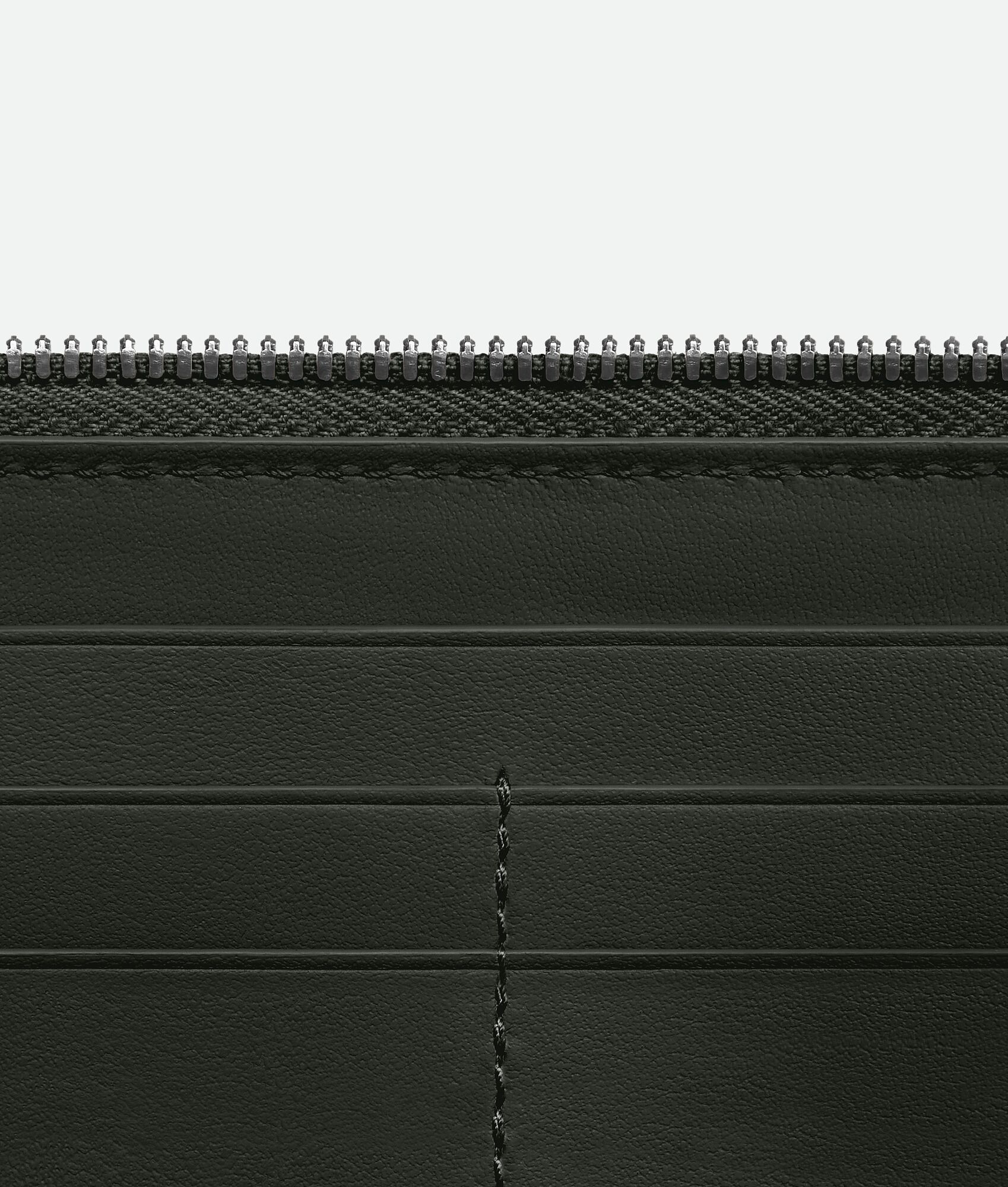 Intrecciato Diagonal Zip Around Wallet - 3
