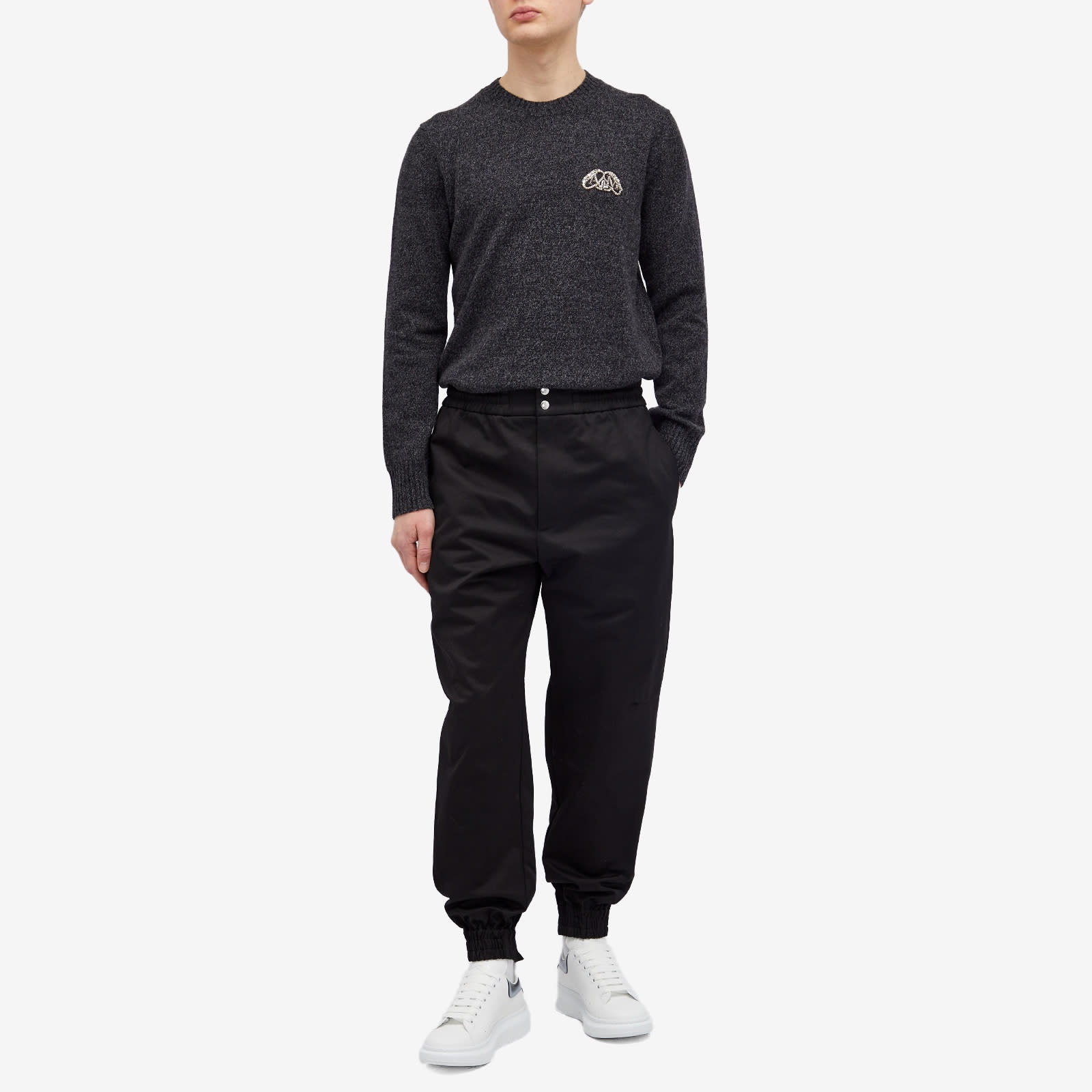 スウェット・トレーナー ALEXANDER MCQUEEN Crystal Seal Logo Jumper in Charcoal/cryst Alexander McQueen Men's Crystal Seal Logo Jumper in Charcoal