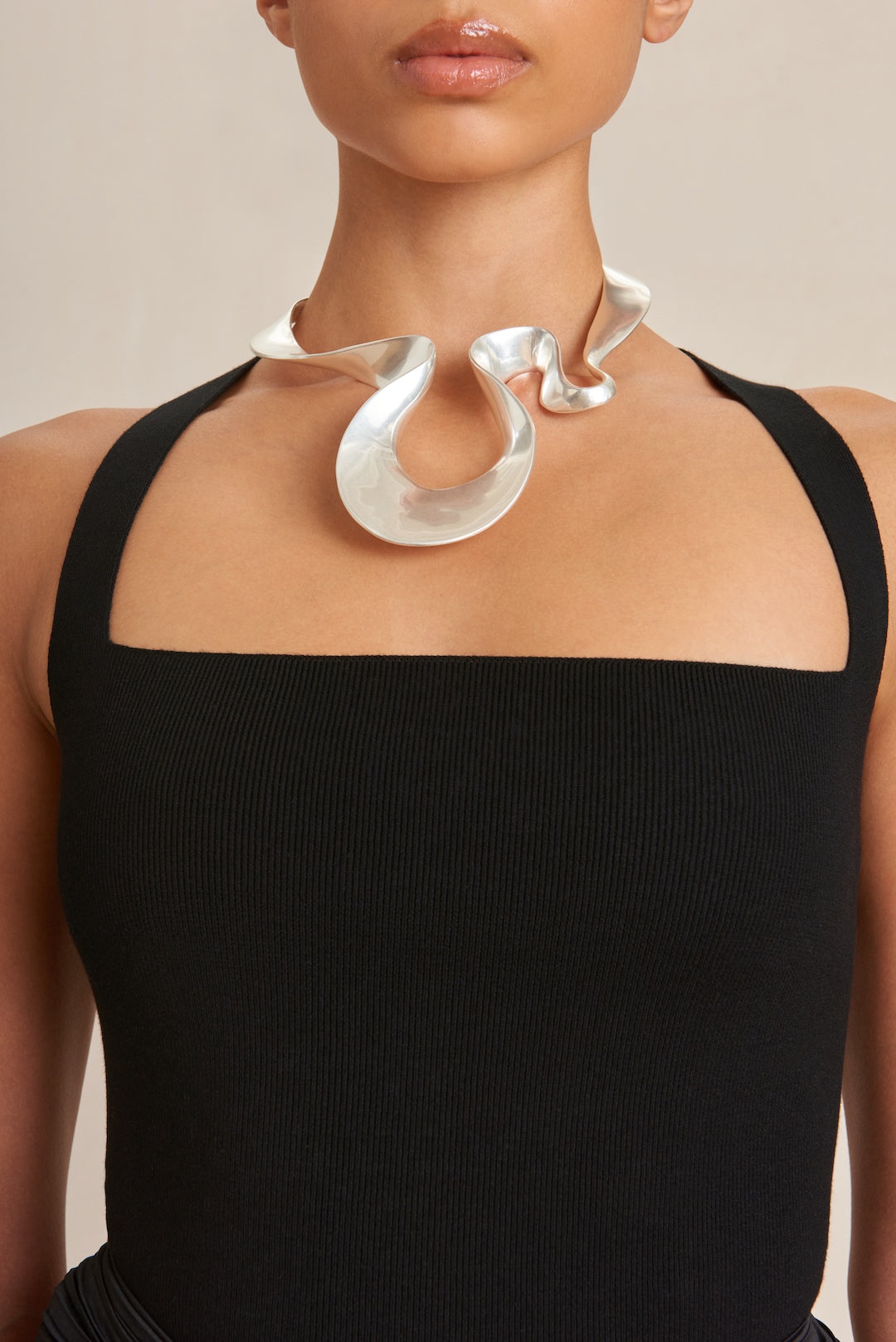 RUE CHOKER - 2