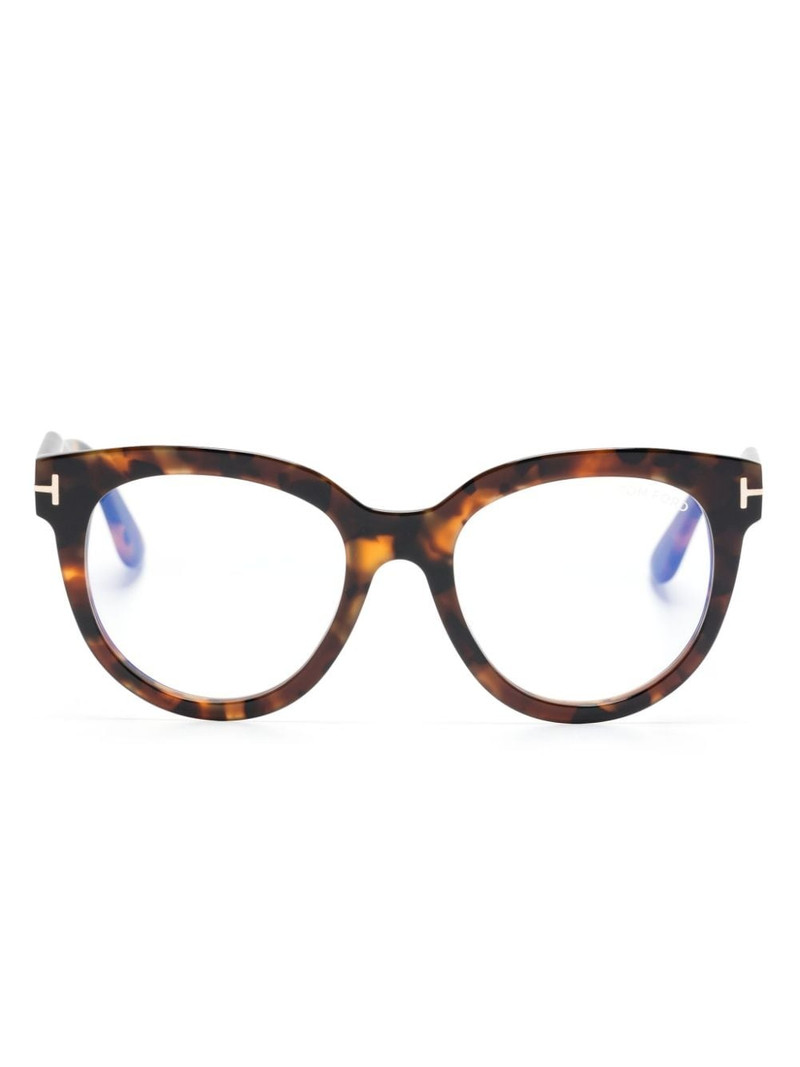 butterfly-frame glasses 1