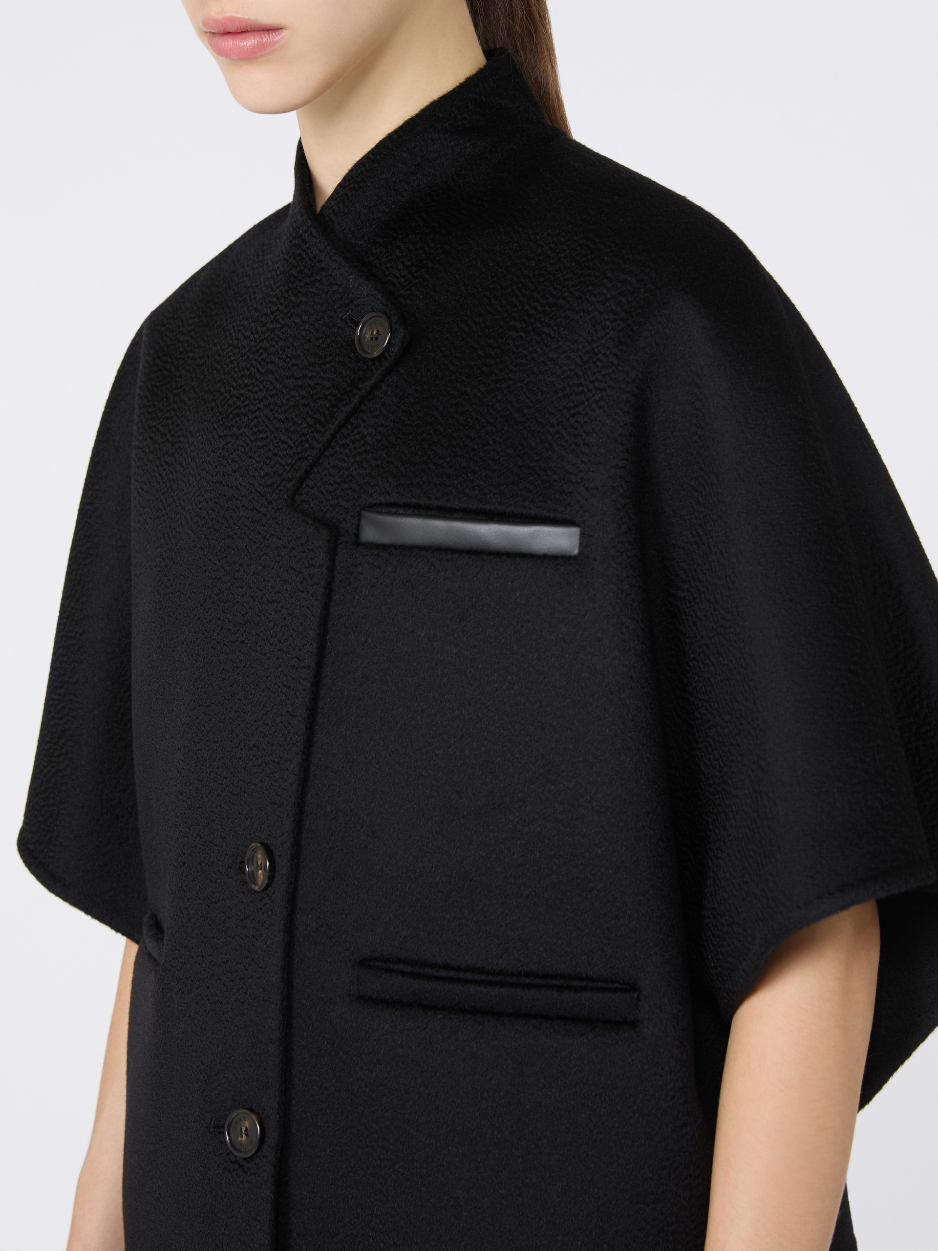 ANDALO Long cropped cape in cashmere drap - 5