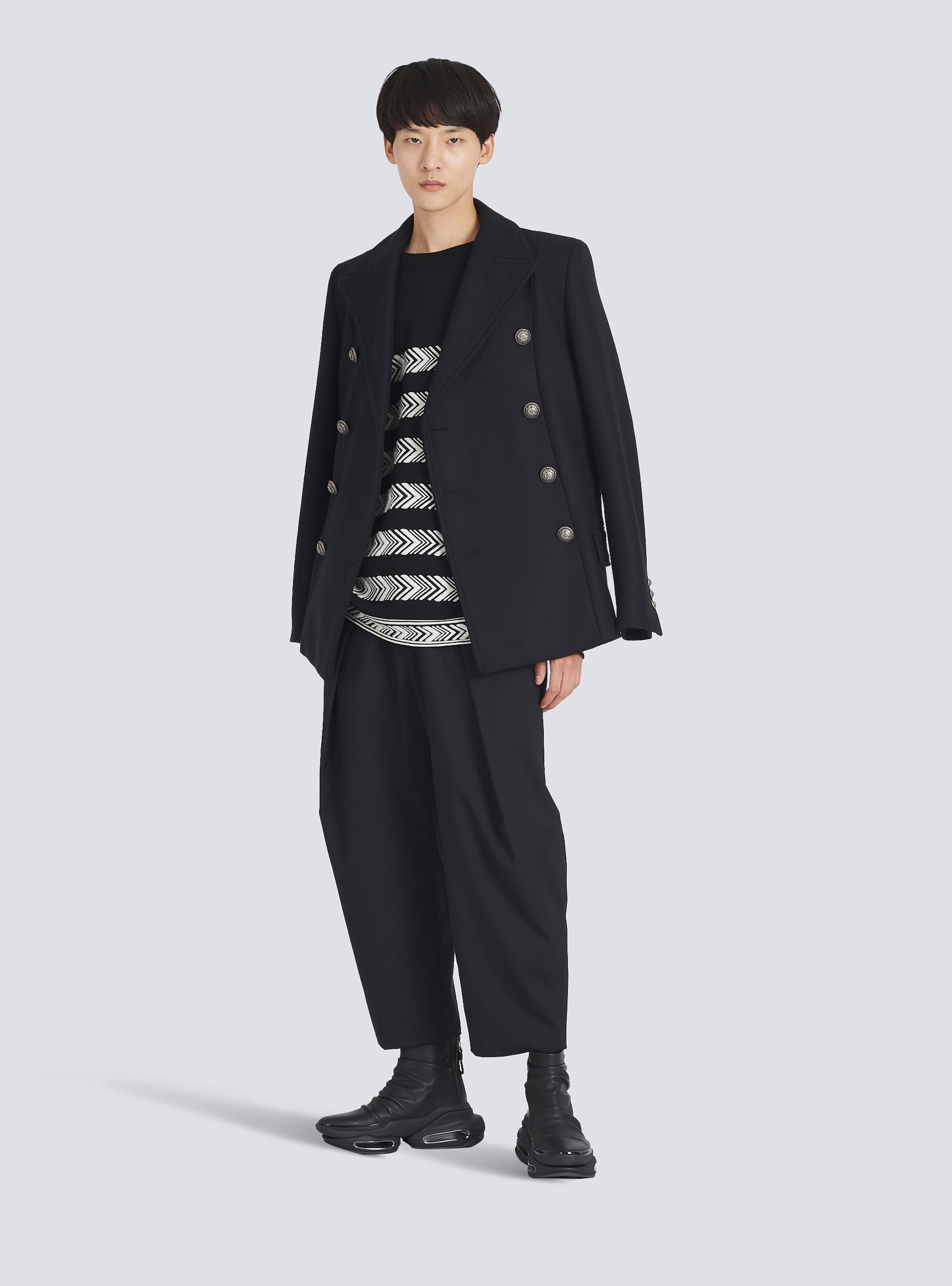 Wool pea coat with double-breasted silver-tone buttoned fastening - 3