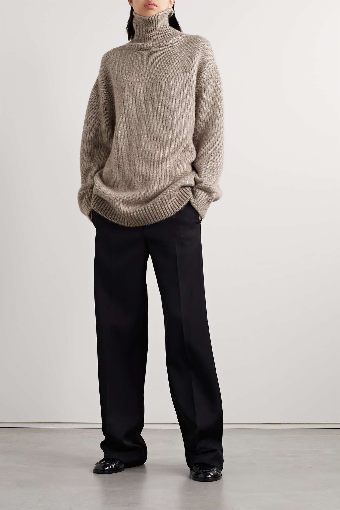 【関税&送料込】The Row Hector Wool And Silk Tuxedo Pants THE ROW Hector wool and silk tuxedo pants - Black