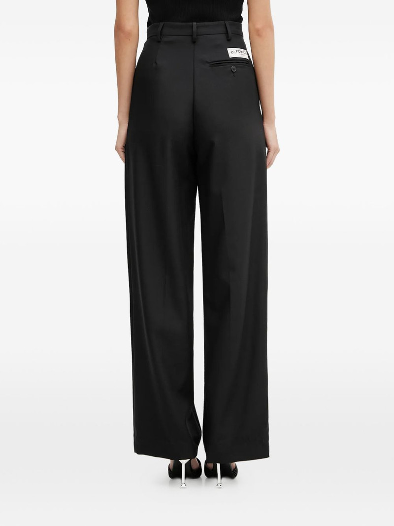 button pleated trousers 4