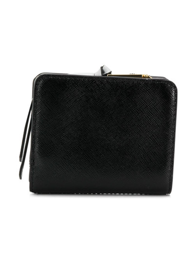 Marc Jacobs Snapshot compact wallet outlook