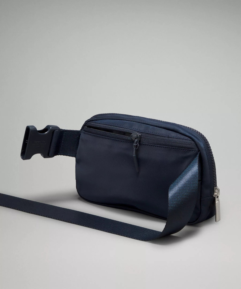 Everywhere Belt Bag with Long Strap 1L 4